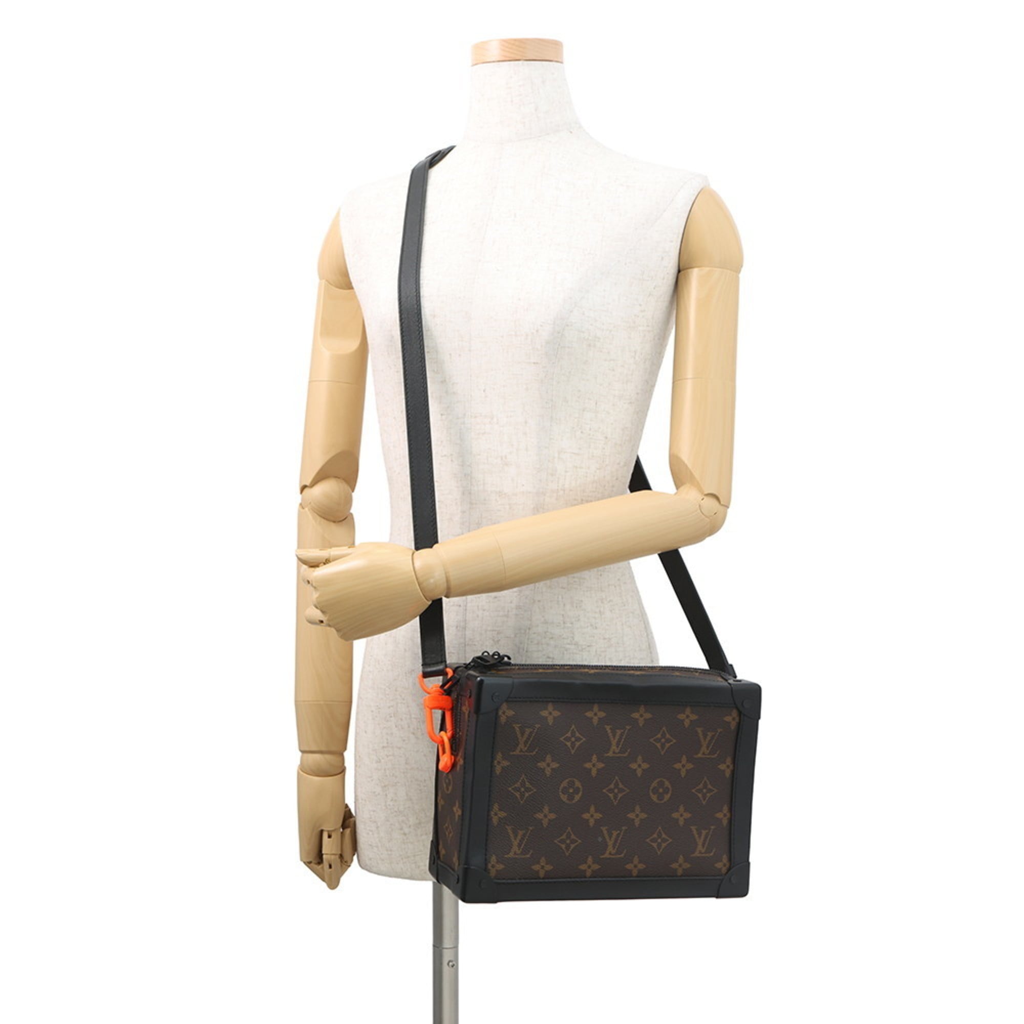 Louis Vuitton Black Monogram Noir Monogram Shoulder Bag (Pre-Owned)