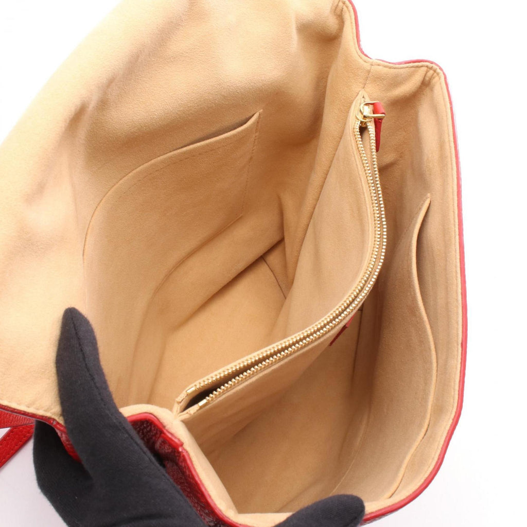 Louis Vuitton Red Color Leather Handbag (Pre-Owned)