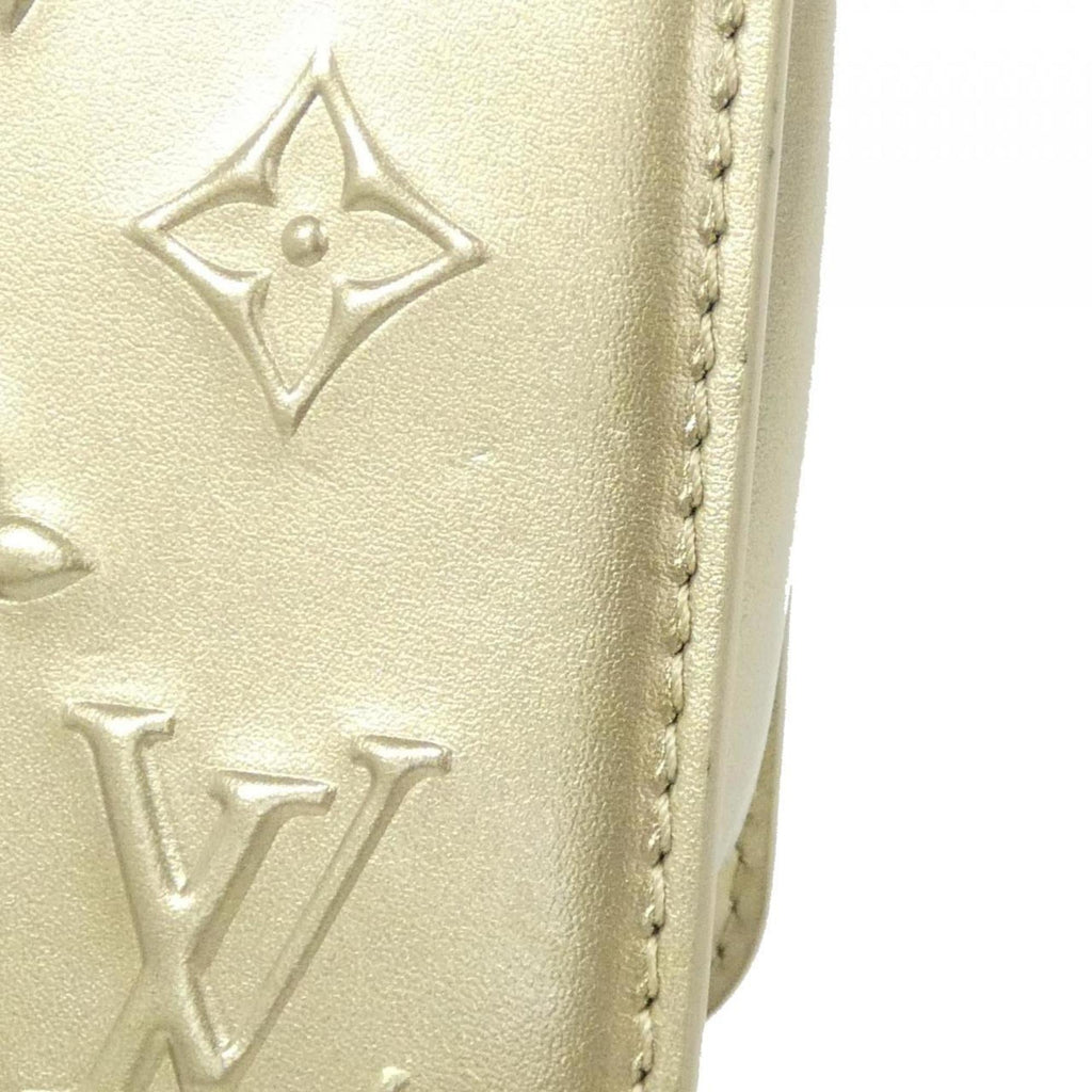 Louis Vuitton Gold Leather Pochette Shoulder Bag (Pre-Owned)