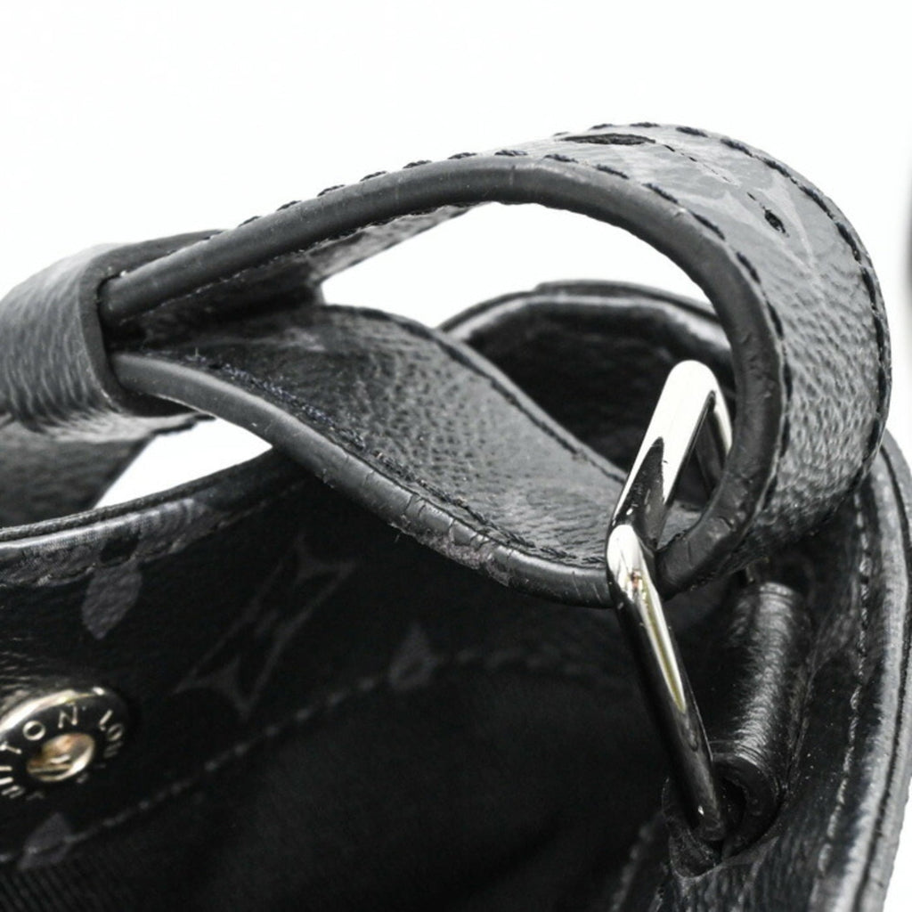 Louis Vuitton Black Noir Taigarama Monogram Shoulder Bag Tote Bag (Pre-Owned)