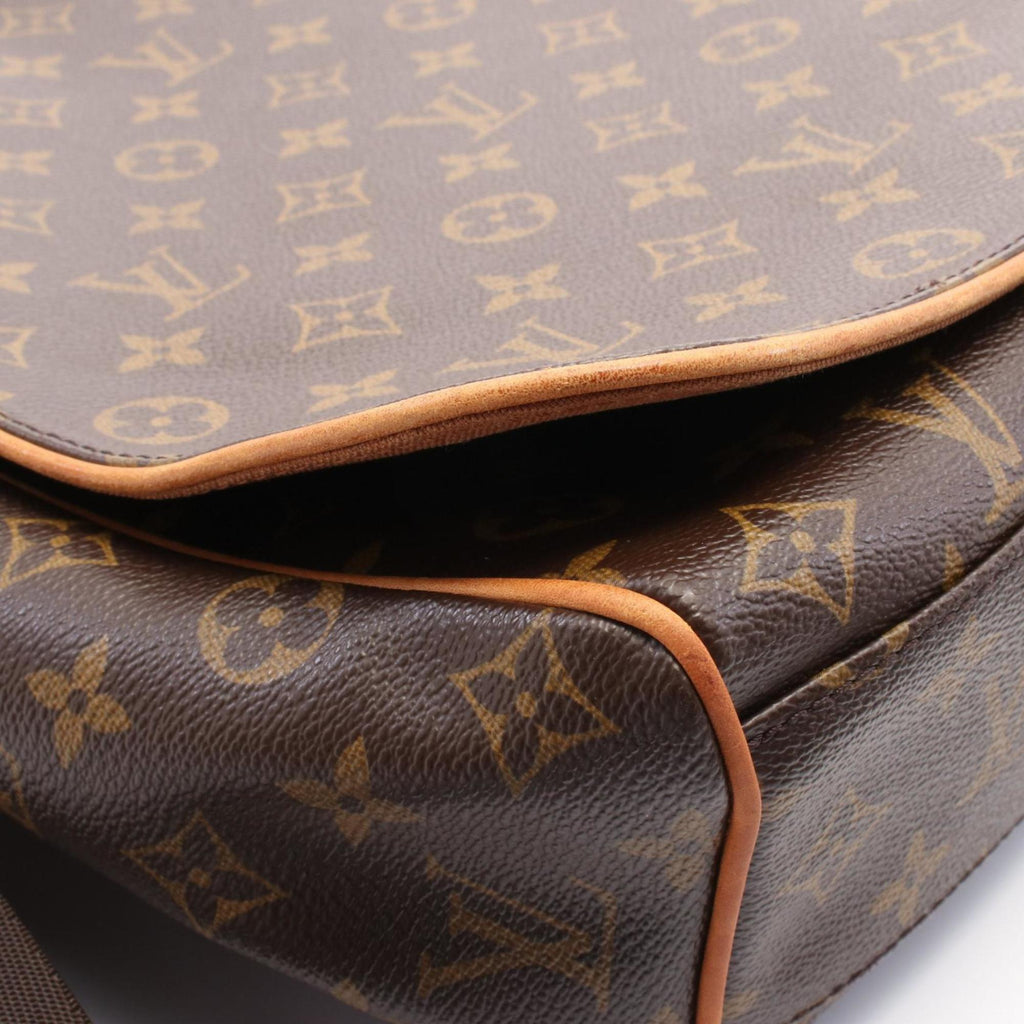 Louis Vuitton Brown Monogram Coated Canvas Shoulder Bag (Pre-Owned)