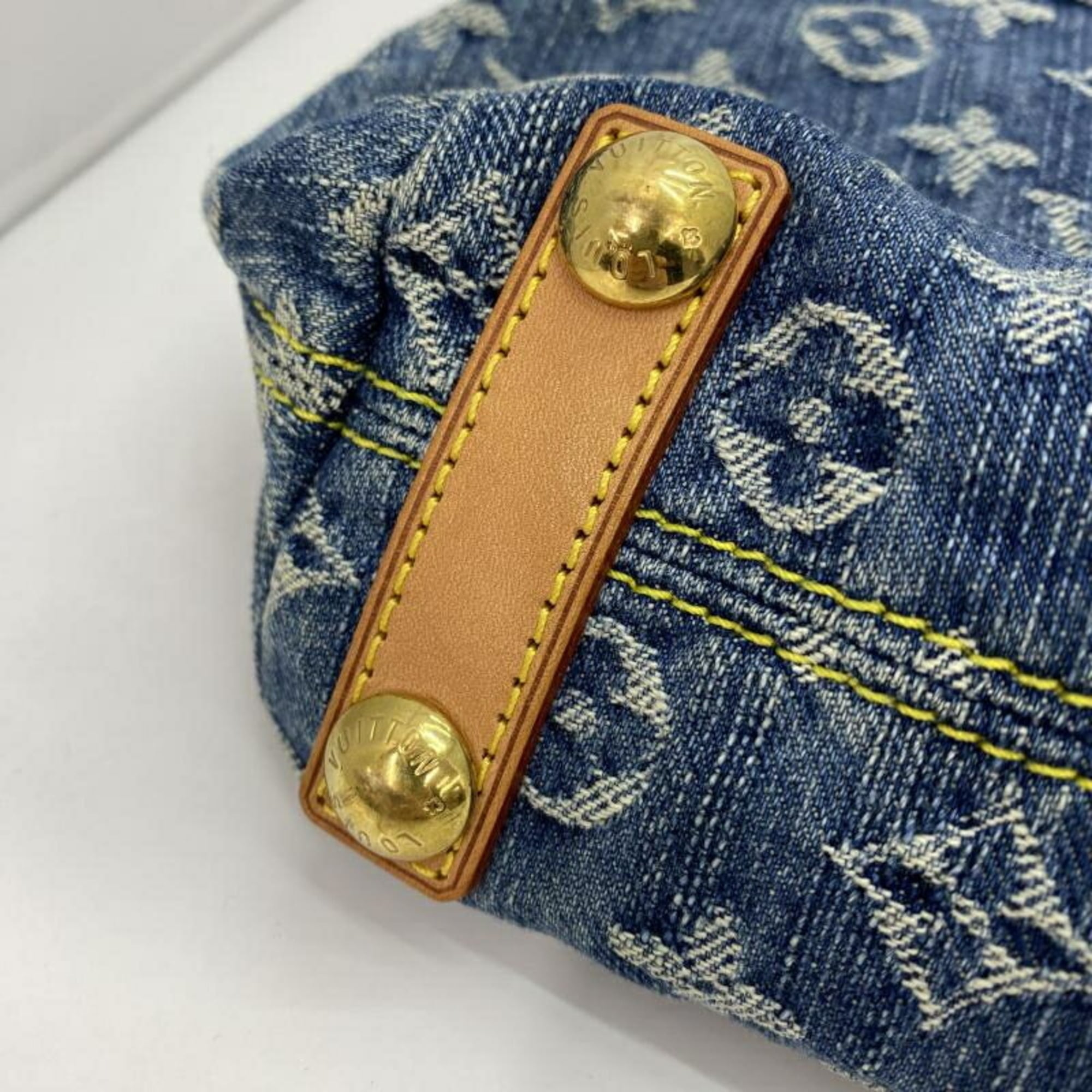 Louis Vuitton Blue Denim Shoulder Bag (Pre-Owned)