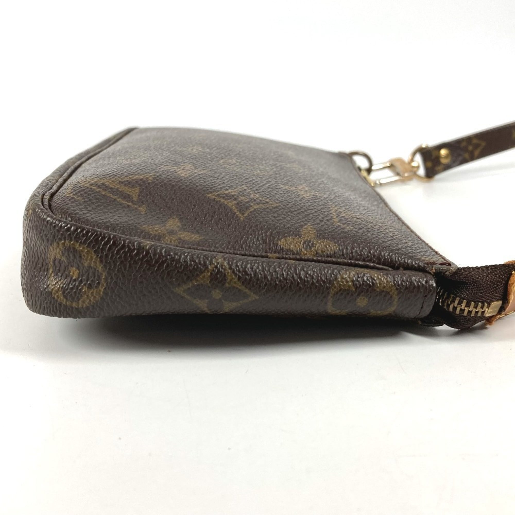 Louis Vuitton Brown Monogram Monogram Pochette Pouch Shoulder Bag (Pre-Owned)