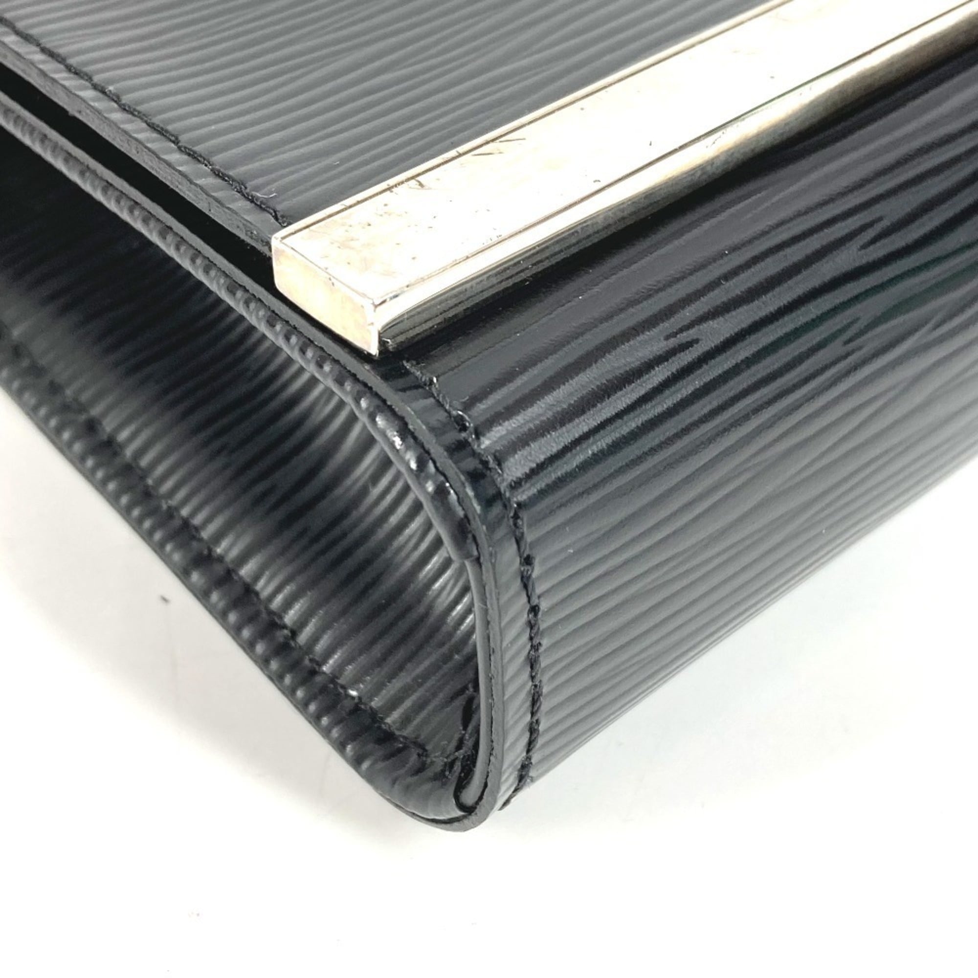 Louis Vuitton Epi Black Noir Epi Leather Clutch Bag Pochette Shoulder Bag (Pre-Owned)
