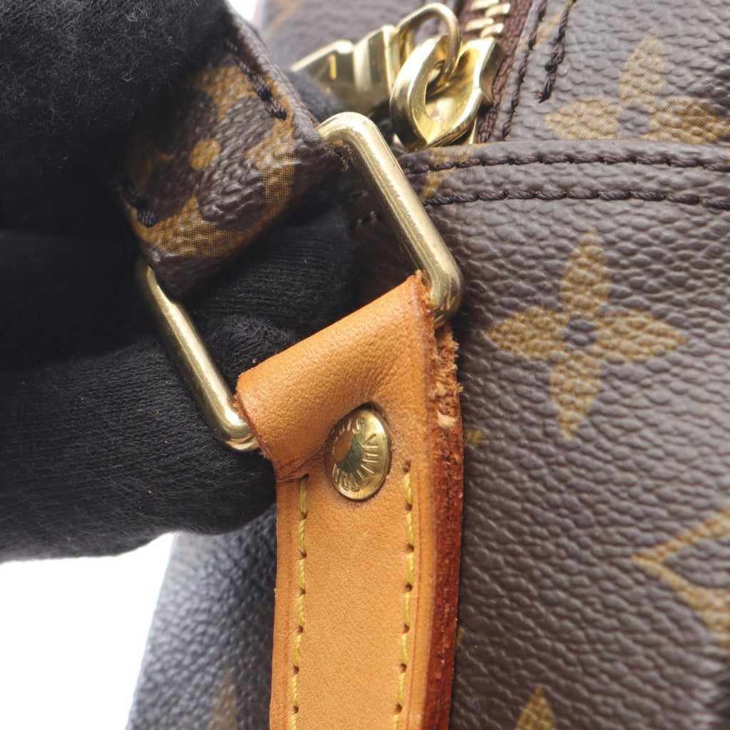 Louis Vuitton Brown Monogram Coated Canvas Shoulder Bag (Pre-Owned)