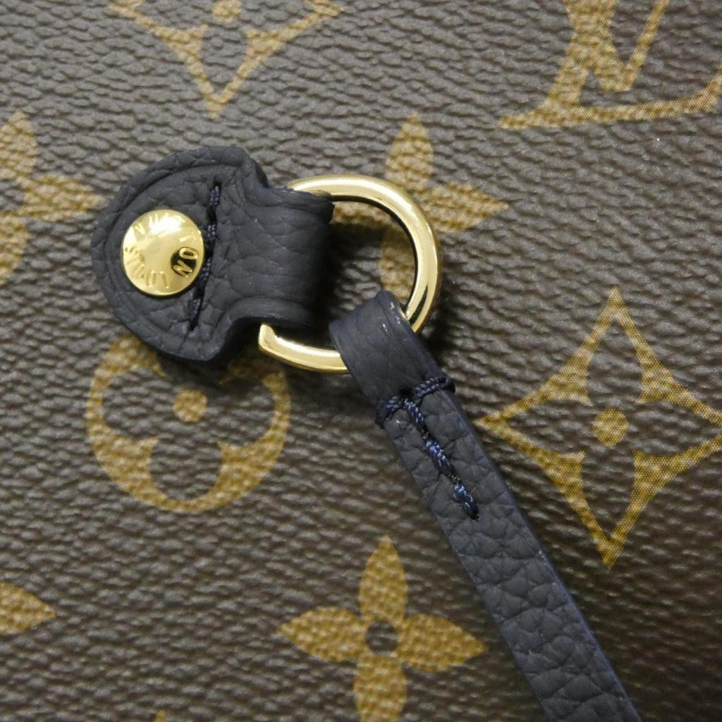 Louis Vuitton Marron Coated Canvas Handbag Pouch (Pre-Owned)