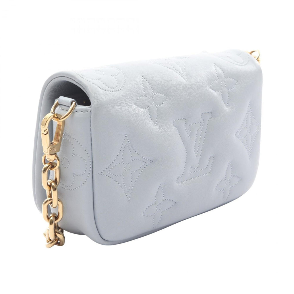 Louis Vuitton Blue Leather Shoulder Bag (Pre-Owned)