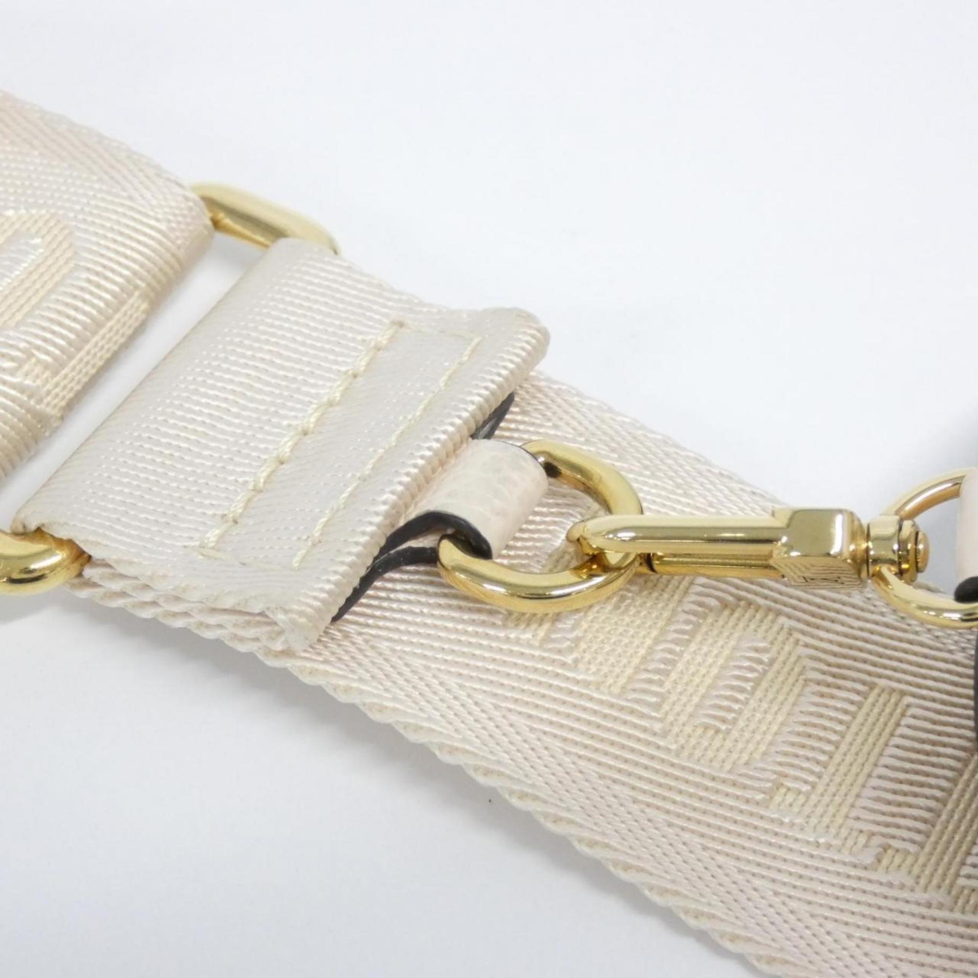 Louis Vuitton Cream Saffron White Leather Shoulder Bag (Pre-Owned)