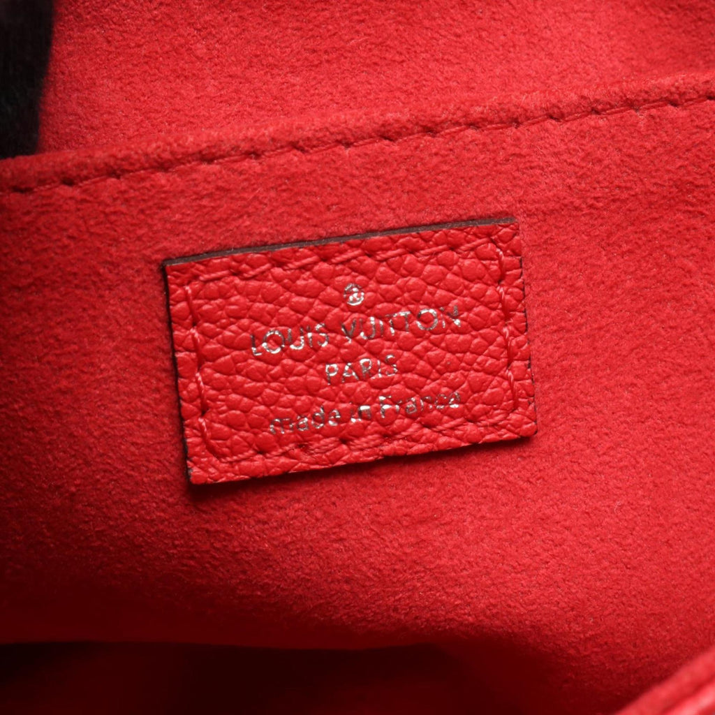 Louis Vuitton Red Color Leather Shoulder Bag (Pre-Owned)