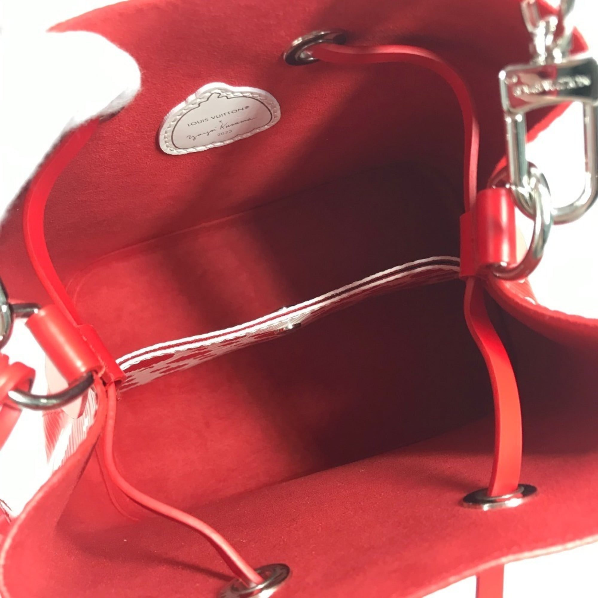 Louis Vuitton Red Color White Epi Leather Handbag Shoulder Bag (Pre-Owned)