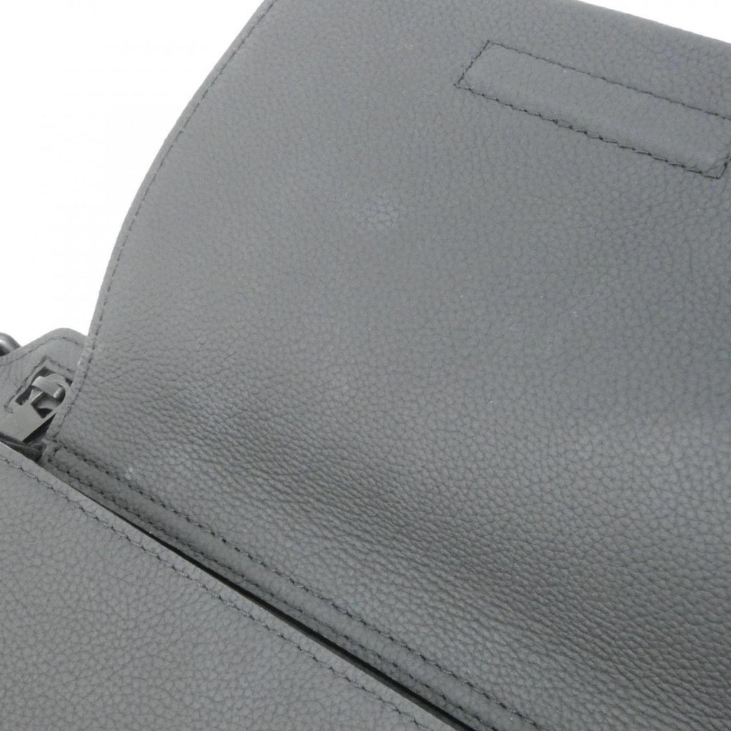 Louis Vuitton Black Leather Shoulder Bag (Pre-Owned)