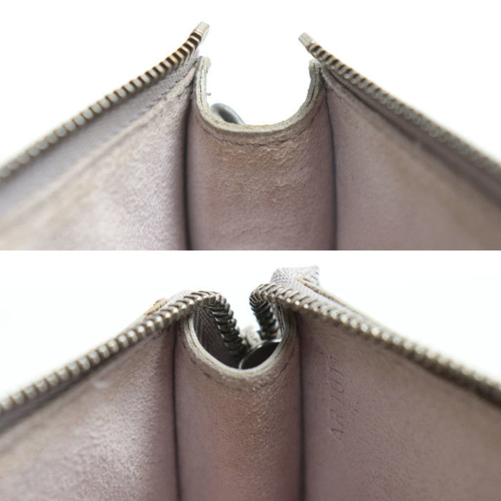 Louis Vuitton Silver Epi Leather Pouch (Pre-Owned)