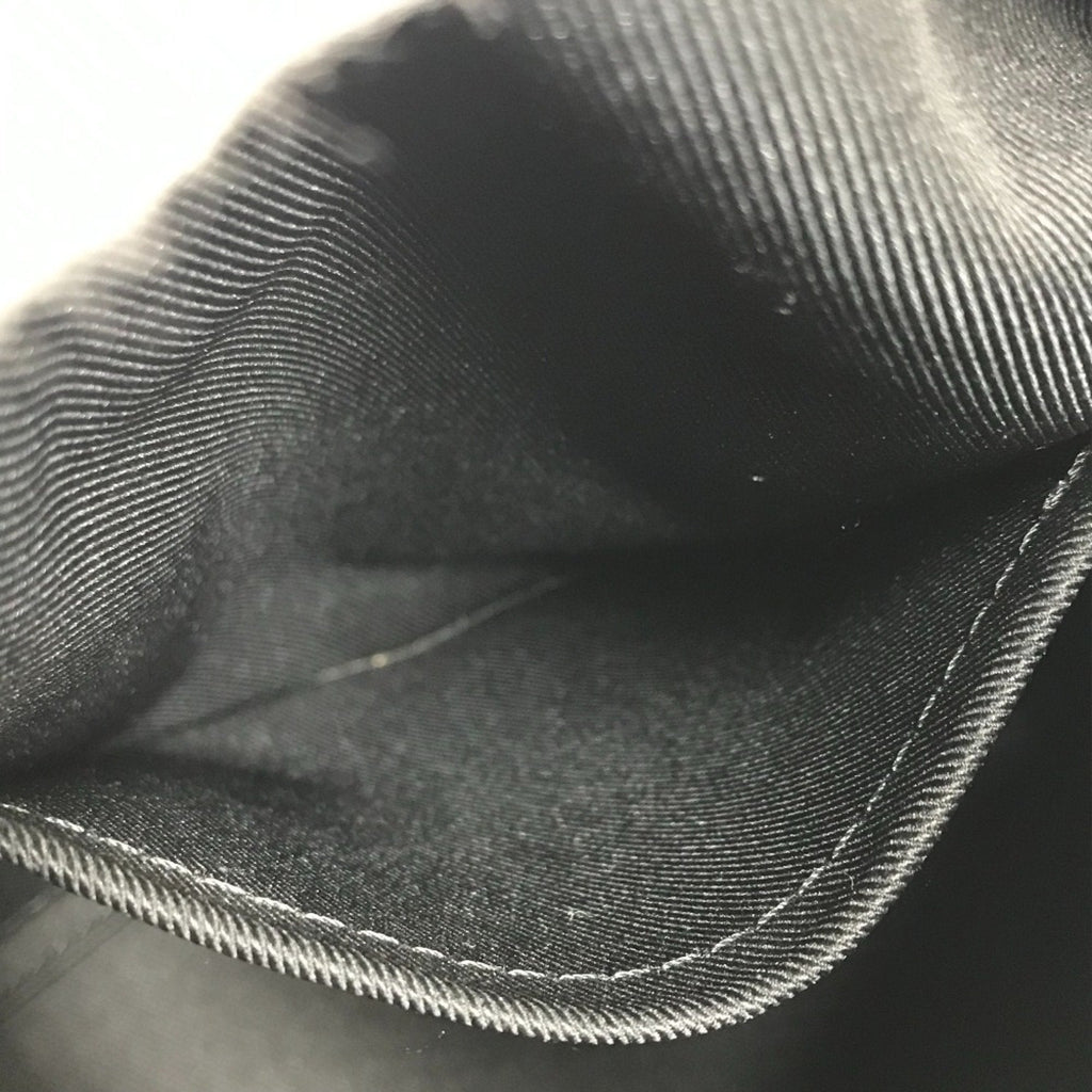 Louis Vuitton Black Noir Leather Clutch Bag Shoulder Bag (Pre-Owned)
