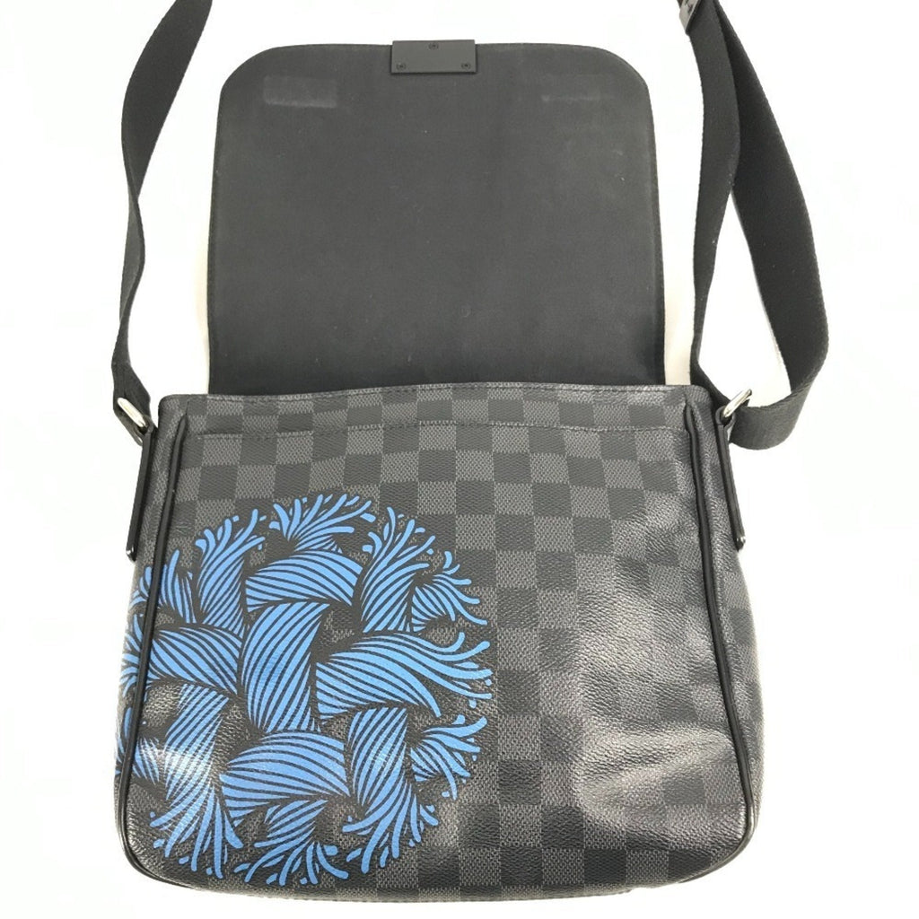 Louis Vuitton Black Blue Damier Graphite Messenger Bag Shoulder Bag (Pre-Owned)