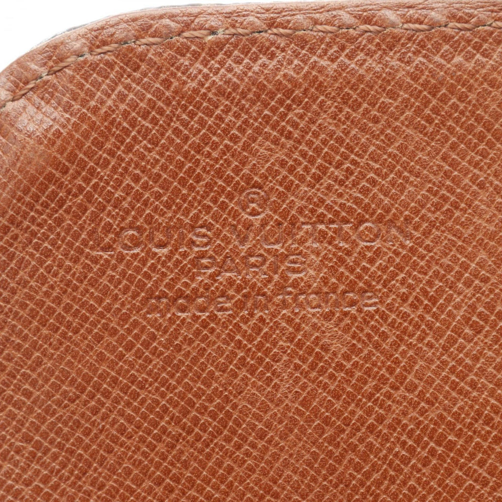 Louis Vuitton Brown Monogram Monogram Shoulder Bag (Pre-Owned)