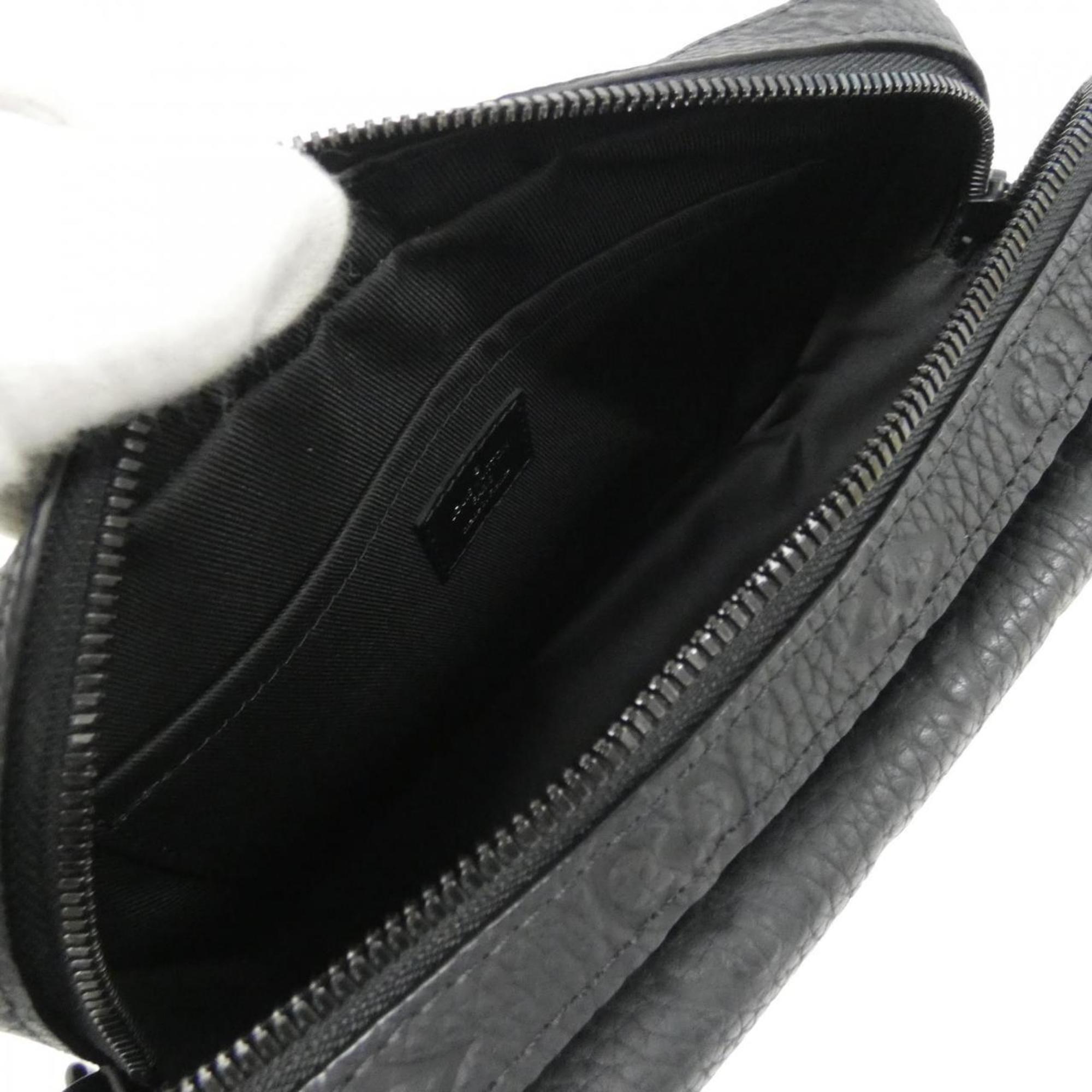 Louis Vuitton Black Leather Shoulder Bag (Pre-Owned)
