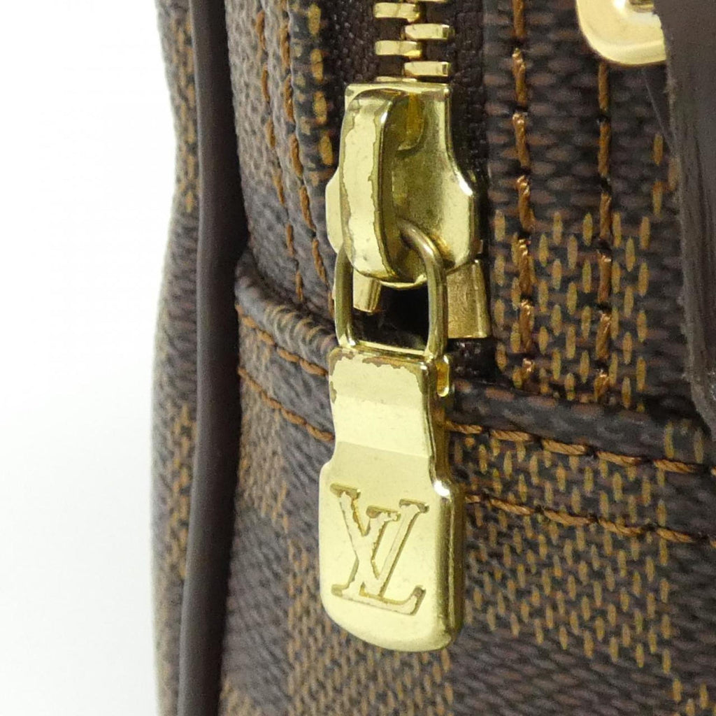 Louis Vuitton Brown Coated Canvas Shoulder Bag (Pre-Owned)