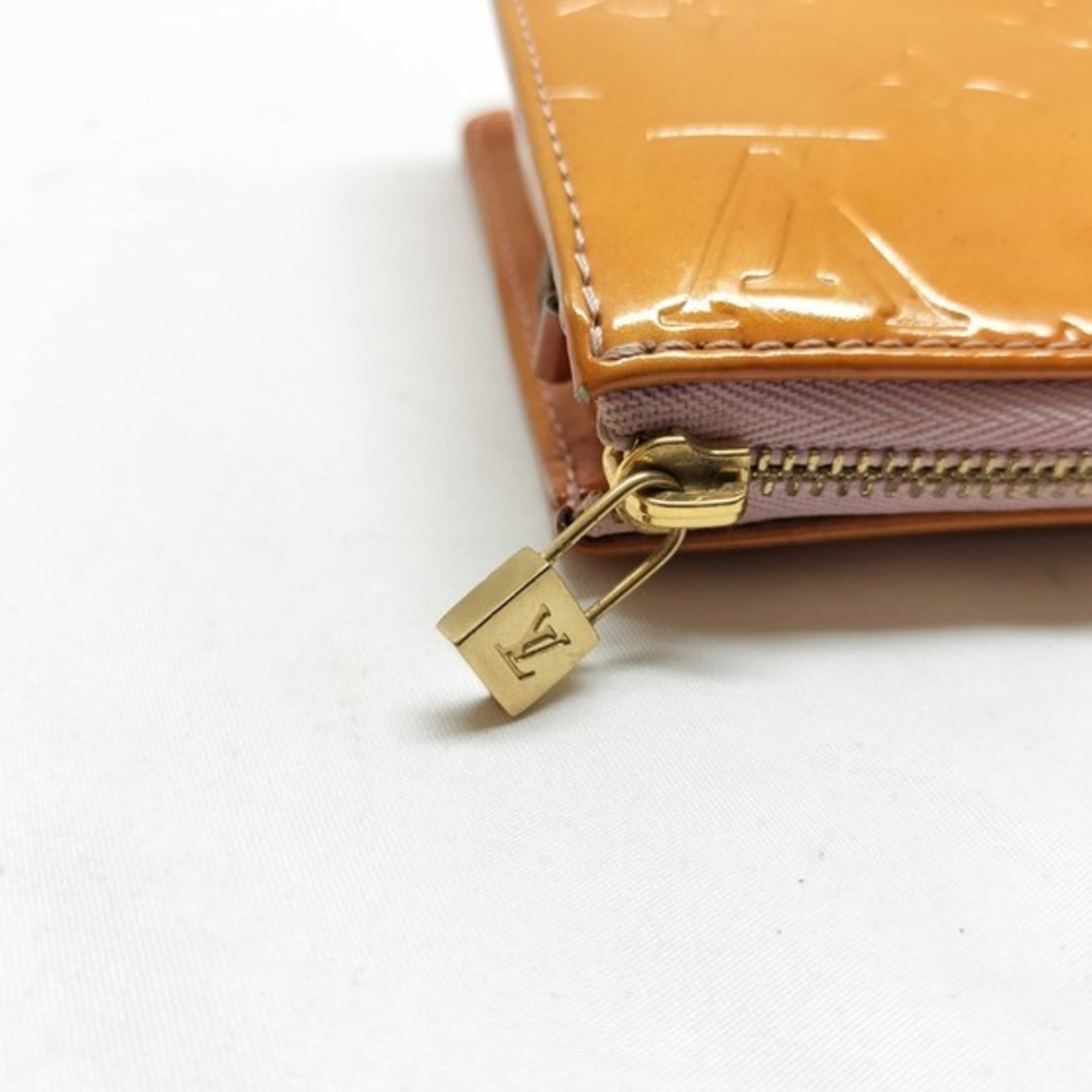 Lexington Pochette Monogram Vernis