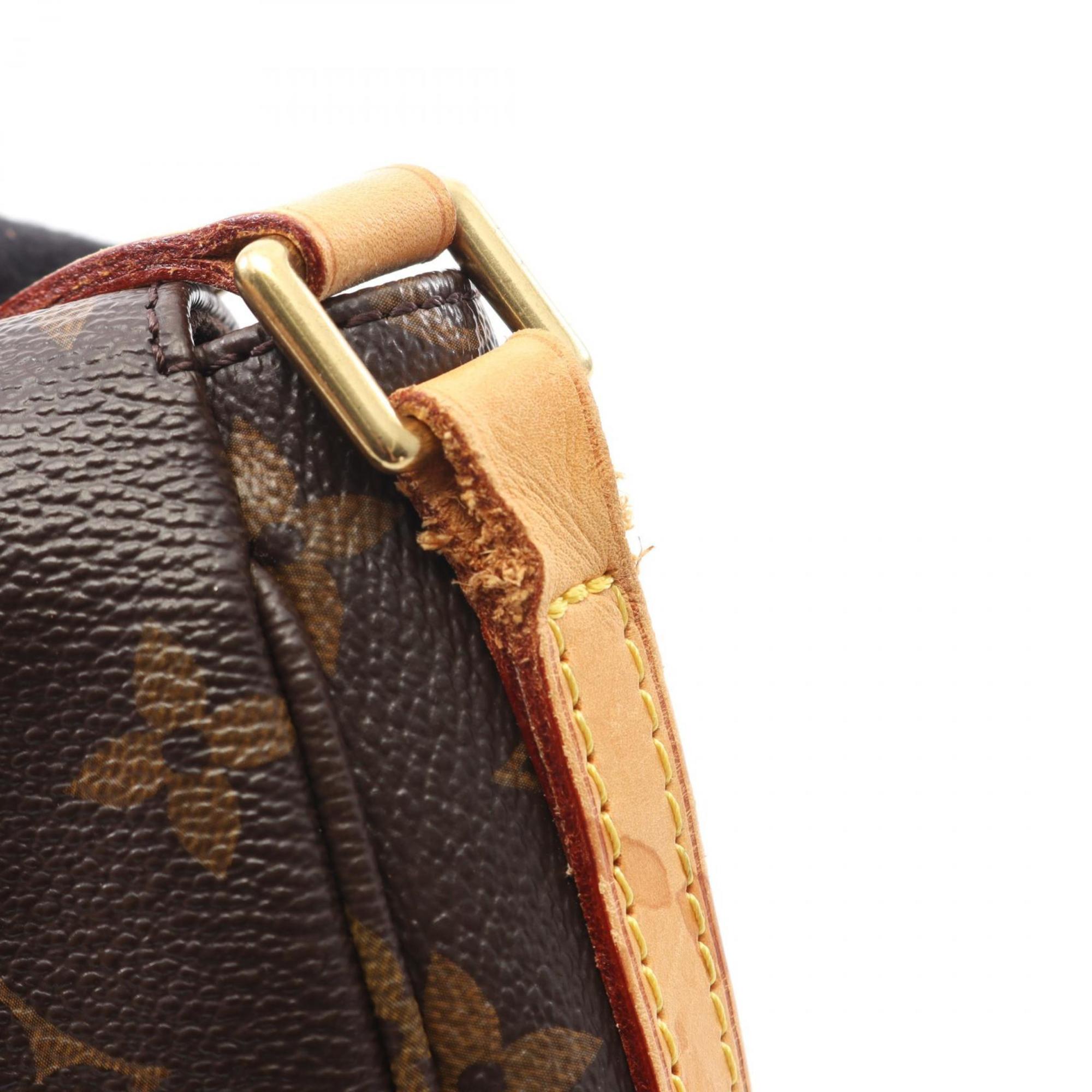 Louis Vuitton Brown Coated Canvas Leather Shoulder Bag (Pre-Owned)