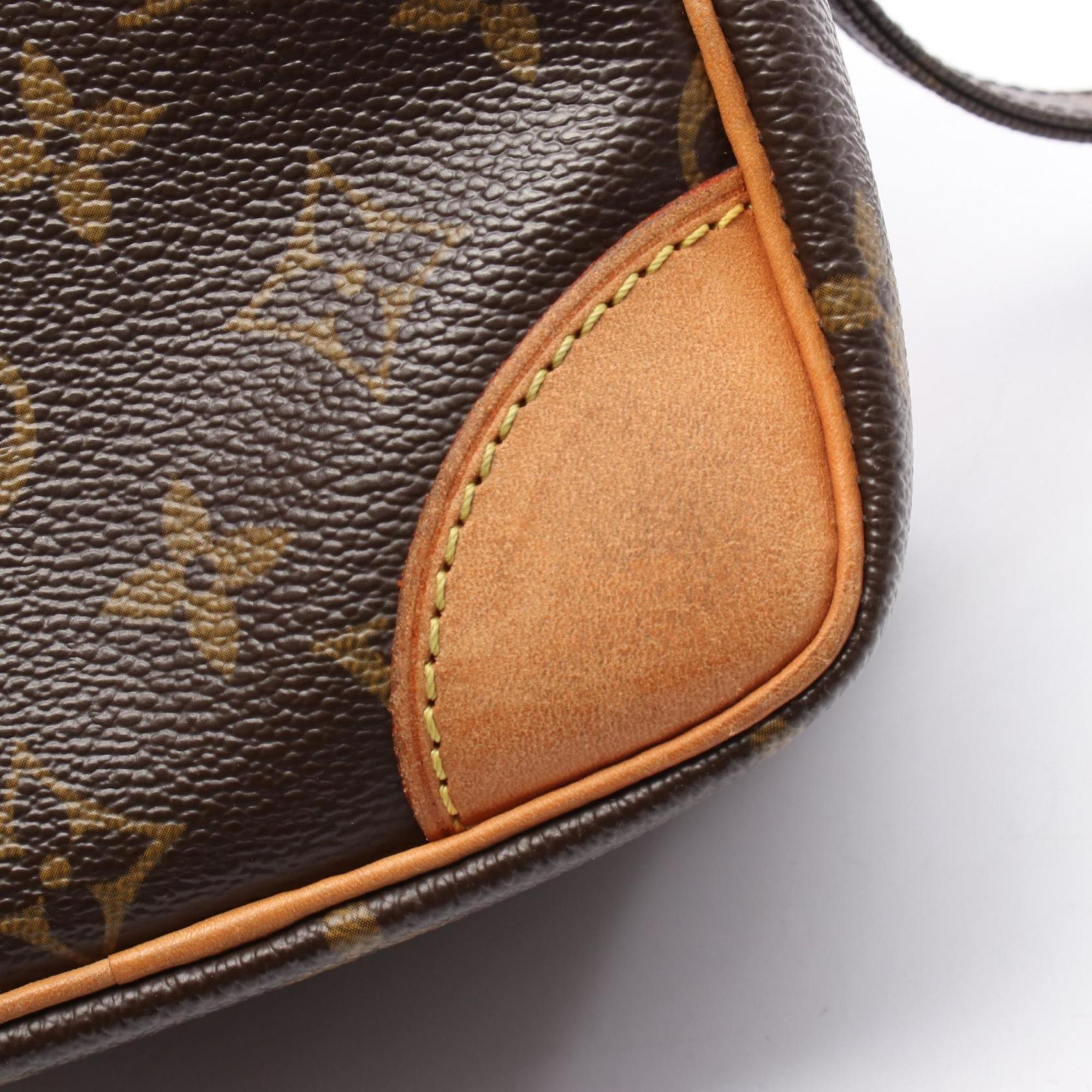 Louis Vuitton Brown Monogram Coated Canvas Shoulder Bag (Pre-Owned)