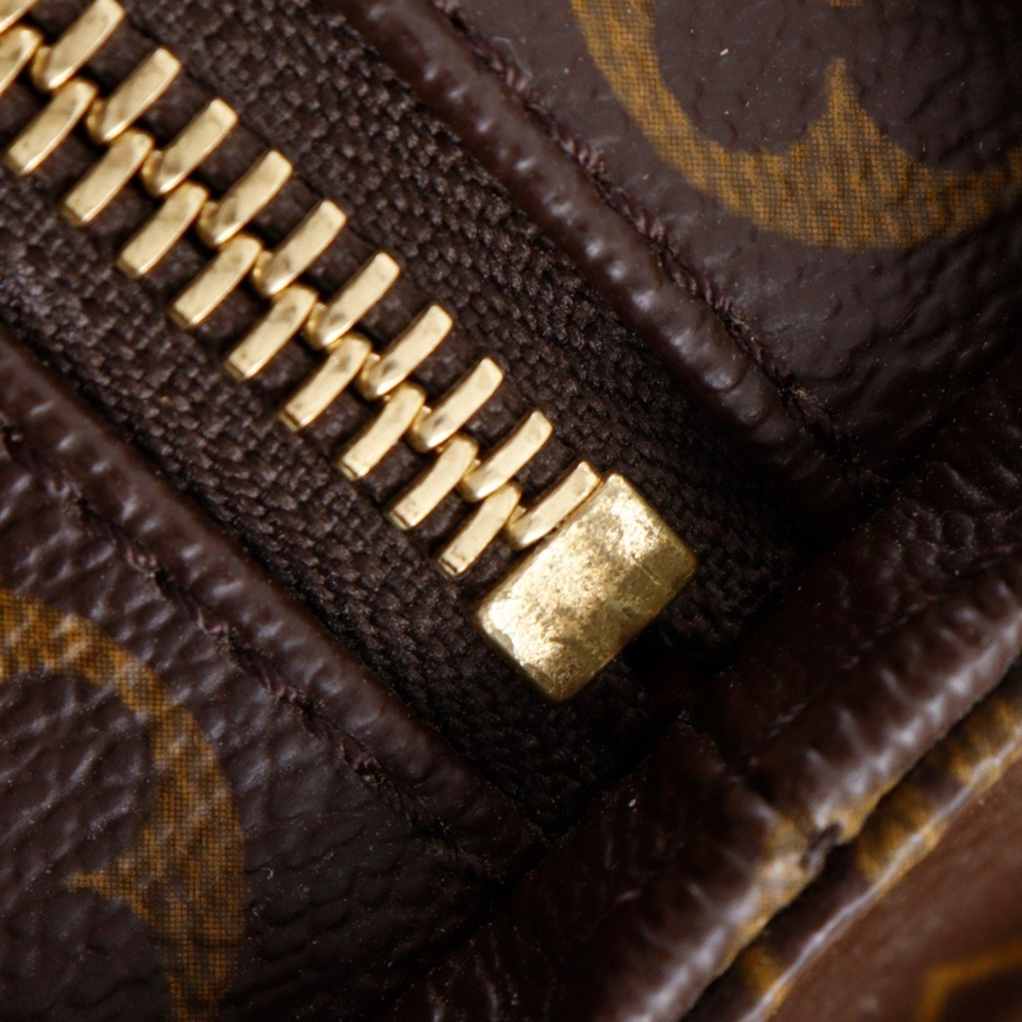 Louis Vuitton Brown Monogram Canvas Shoulder Bag (Pre-Owned)