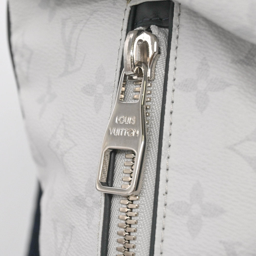 Louis Vuitton Navy White Canvas Backpack (Pre-Owned)