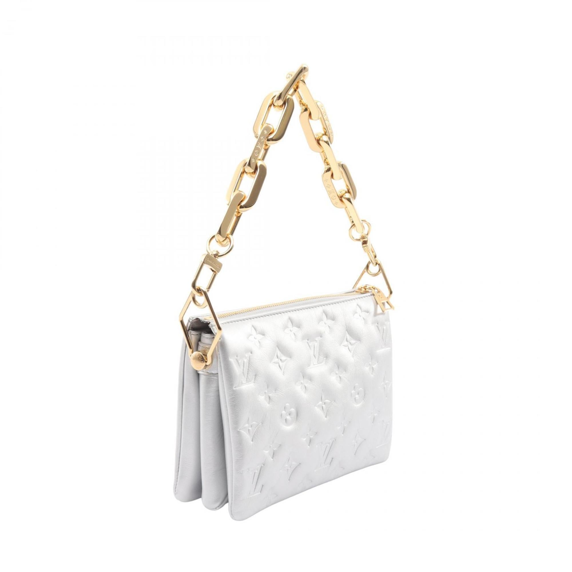 Louis Vuitton Silver Leather Shoulder Bag (Pre-Owned)