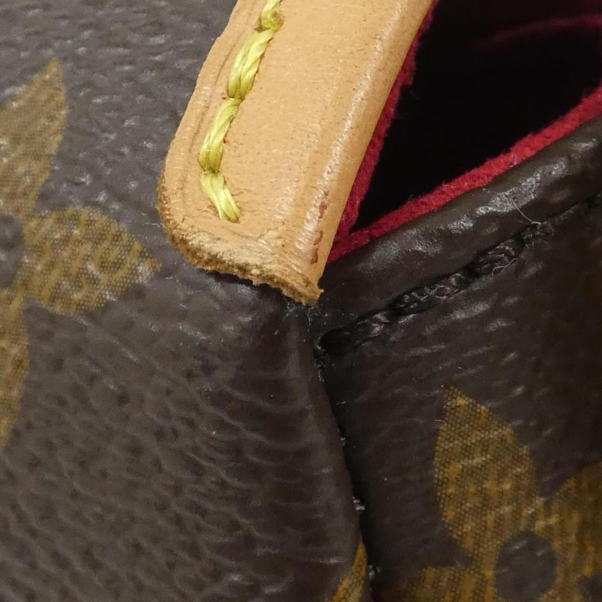 Louis Vuitton Brown Coated Canvas Shoulder Bag (Pre-Owned)