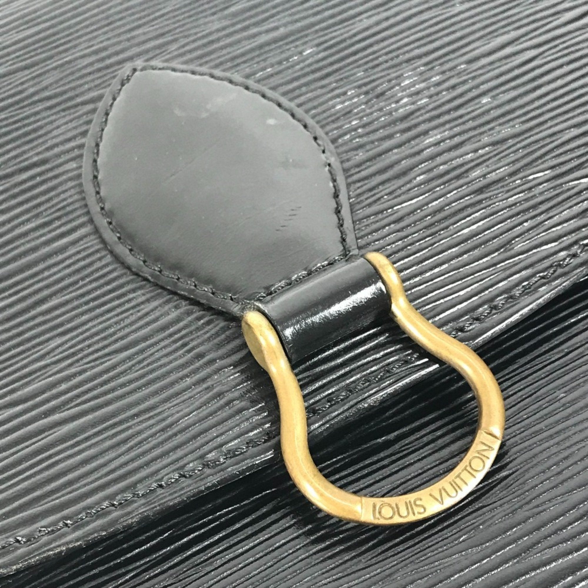 Louis Vuitton Black Noir Epi Leather Shoulder Bag (Pre-Owned)