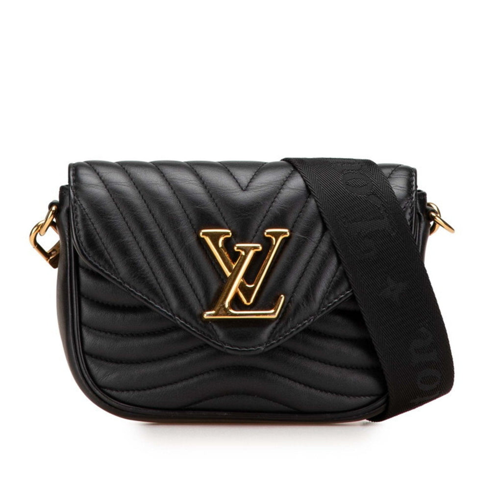 Louis Vuitton Black Noir Leather Pochette Shoulder Bag (Pre-Owned)