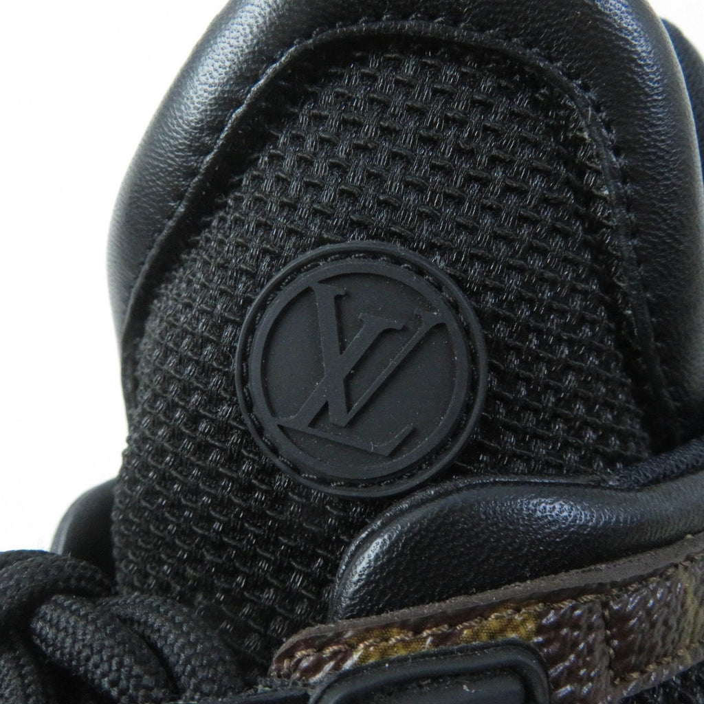 Louis Vuitton Black Sneakers (Pre-Owned)