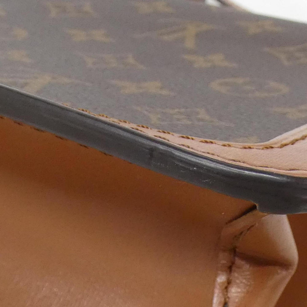 Louis Vuitton Brown Coated Canvas Shoulder Bag (Pre-Owned)