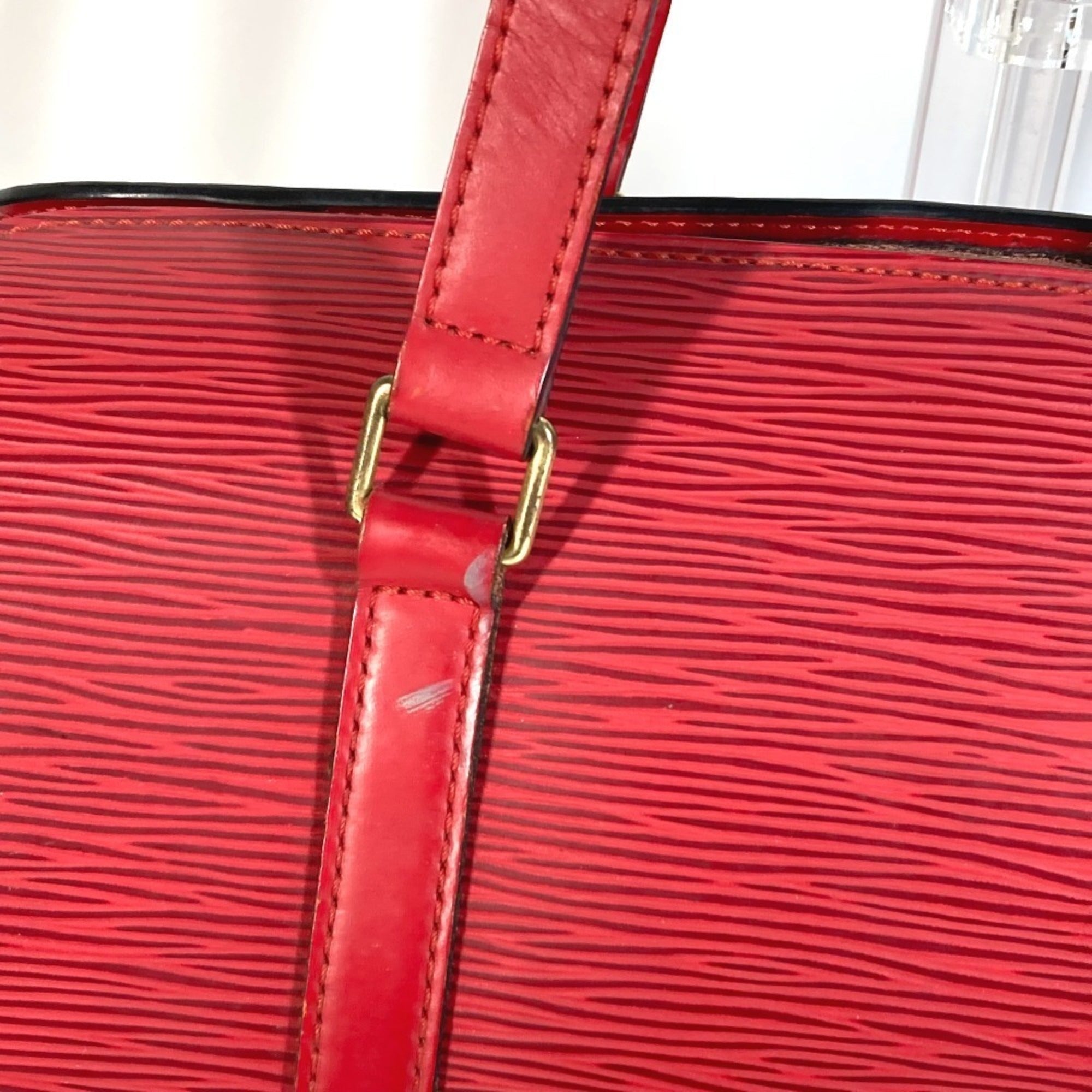 Louis Vuitton Castilian Red Red Color Epi Leather Handbag Shoulder Bag (Pre-Owned)