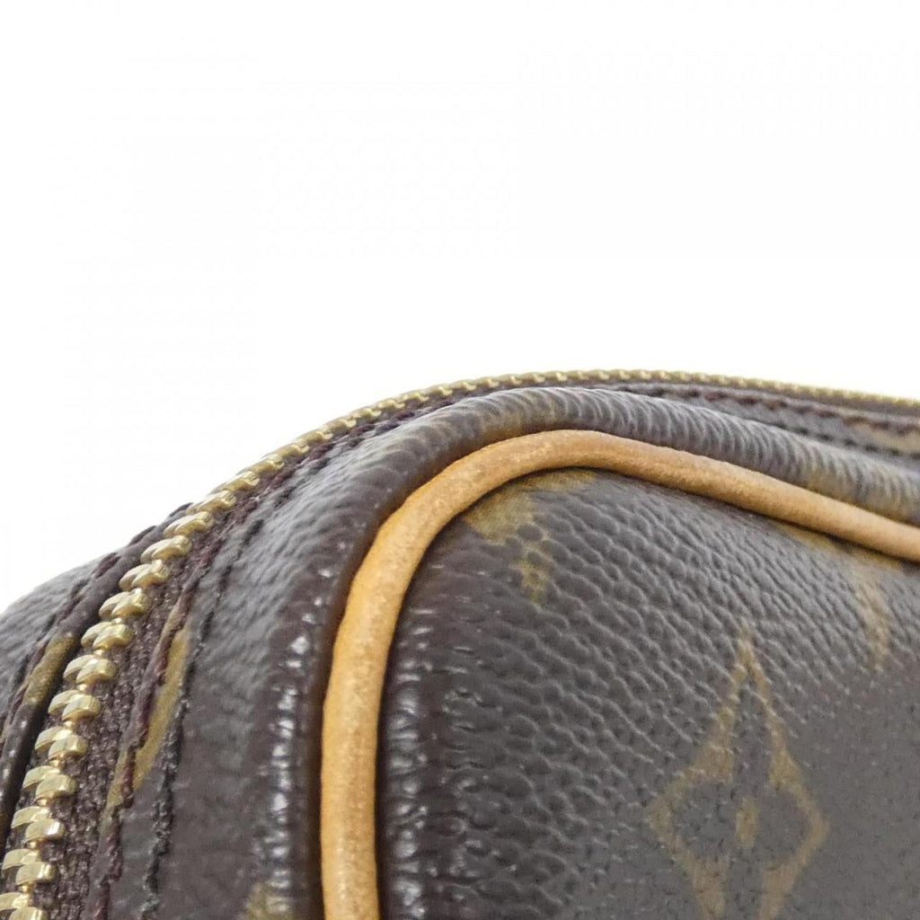 Louis Vuitton Brown Coated Canvas Shoulder Bag (Pre-Owned)