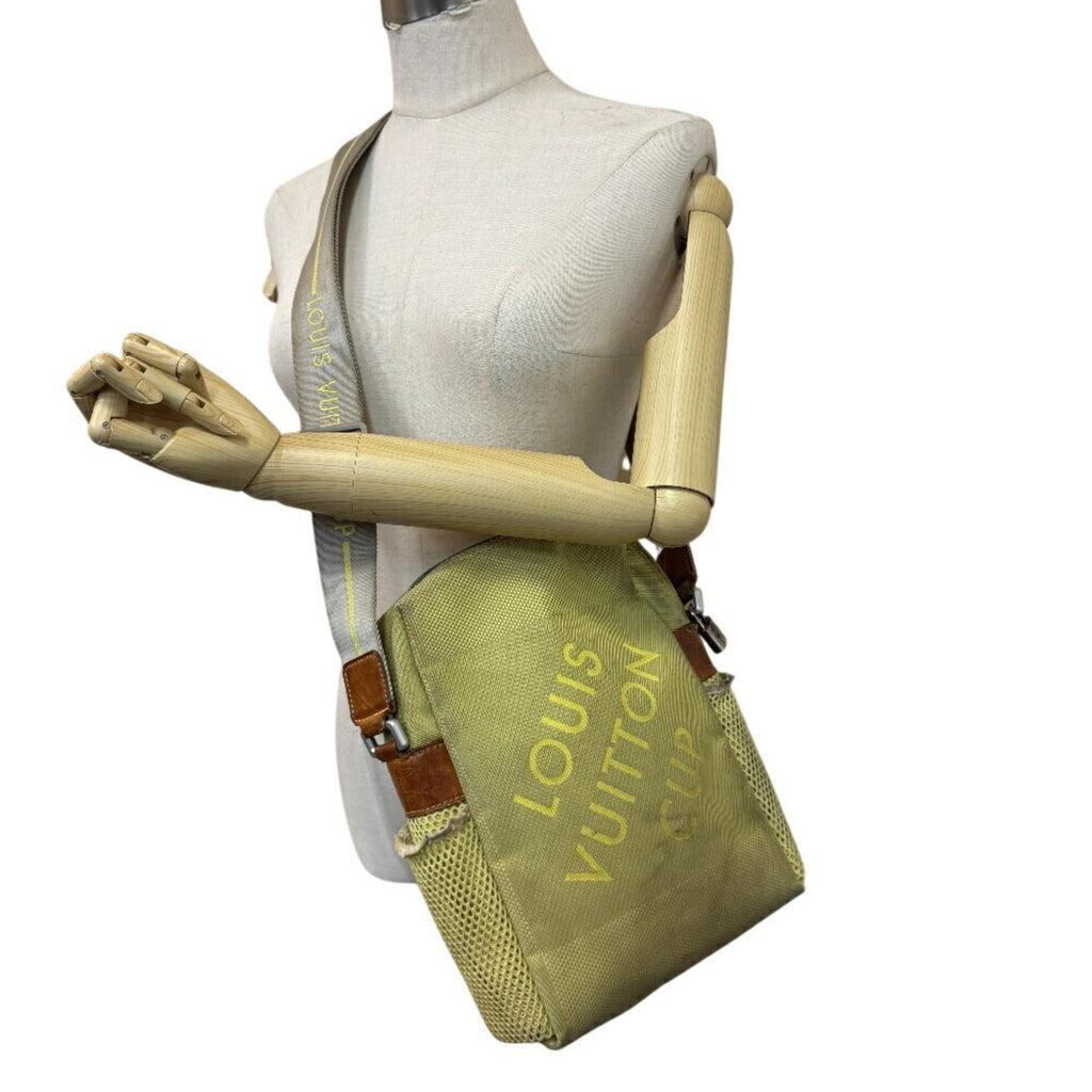 Louis Vuitton Yellow Canvas Pochette Shoulder Bag (Pre-Owned)