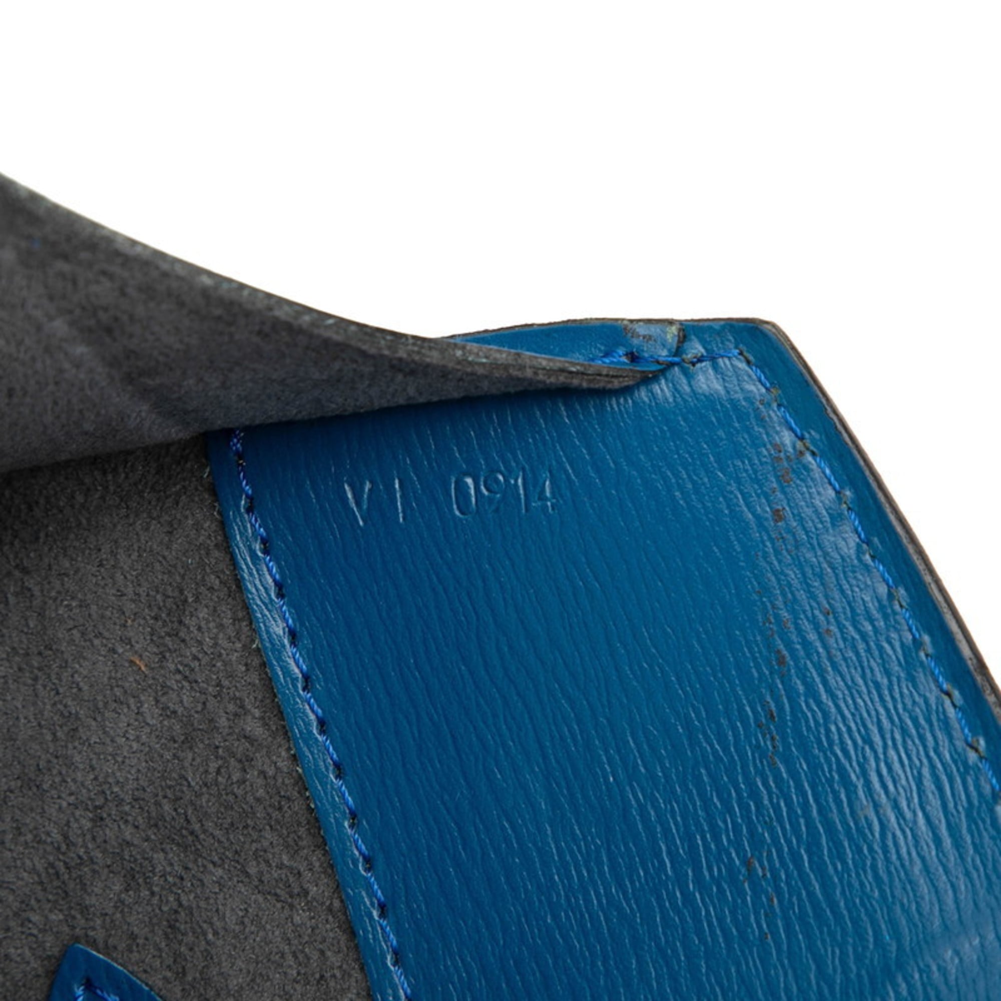 Louis Vuitton Toledo Blue Leather Shoulder Bag (Pre-Owned)