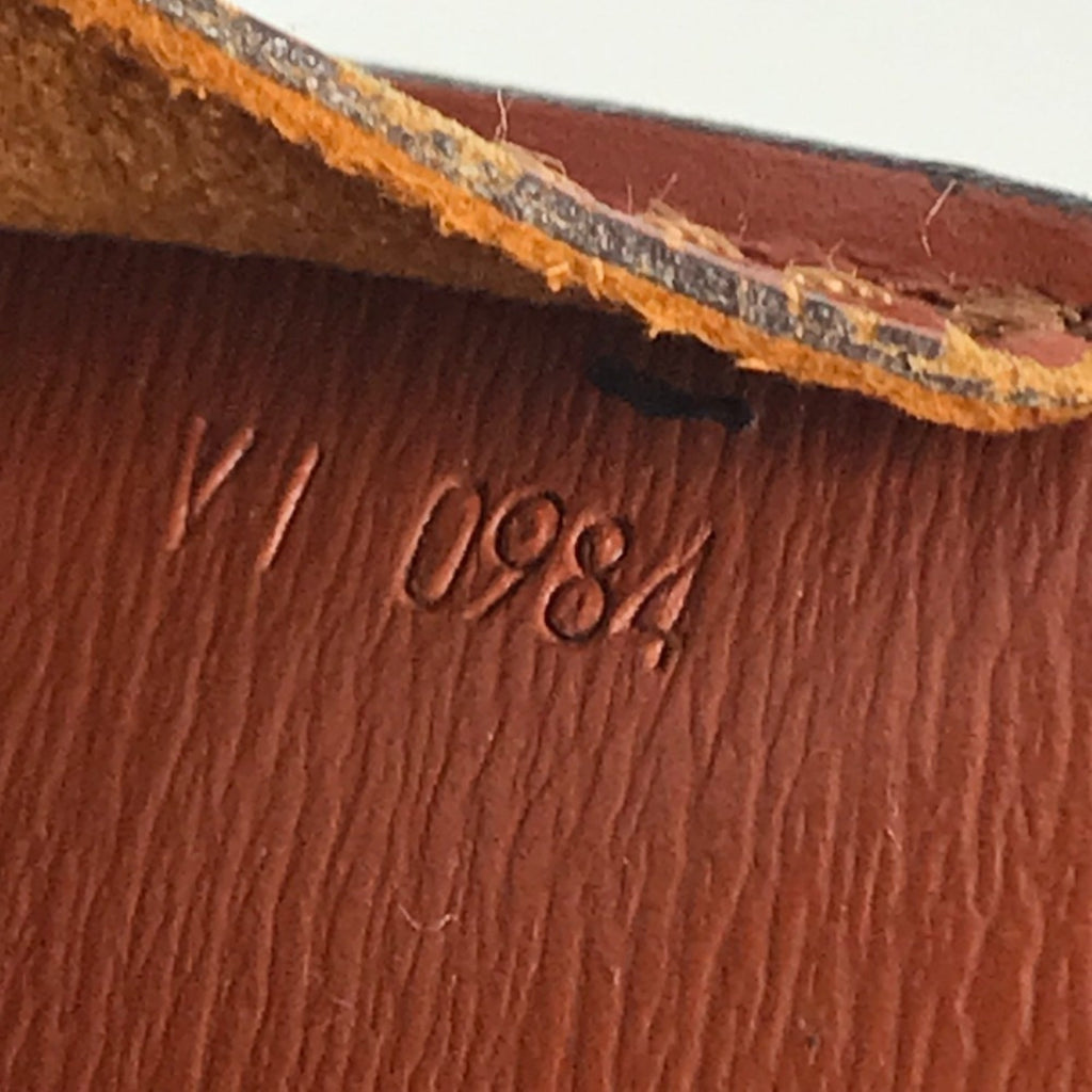 Louis Vuitton Brown Epi Leather Shoulder Bag (Pre-Owned)
