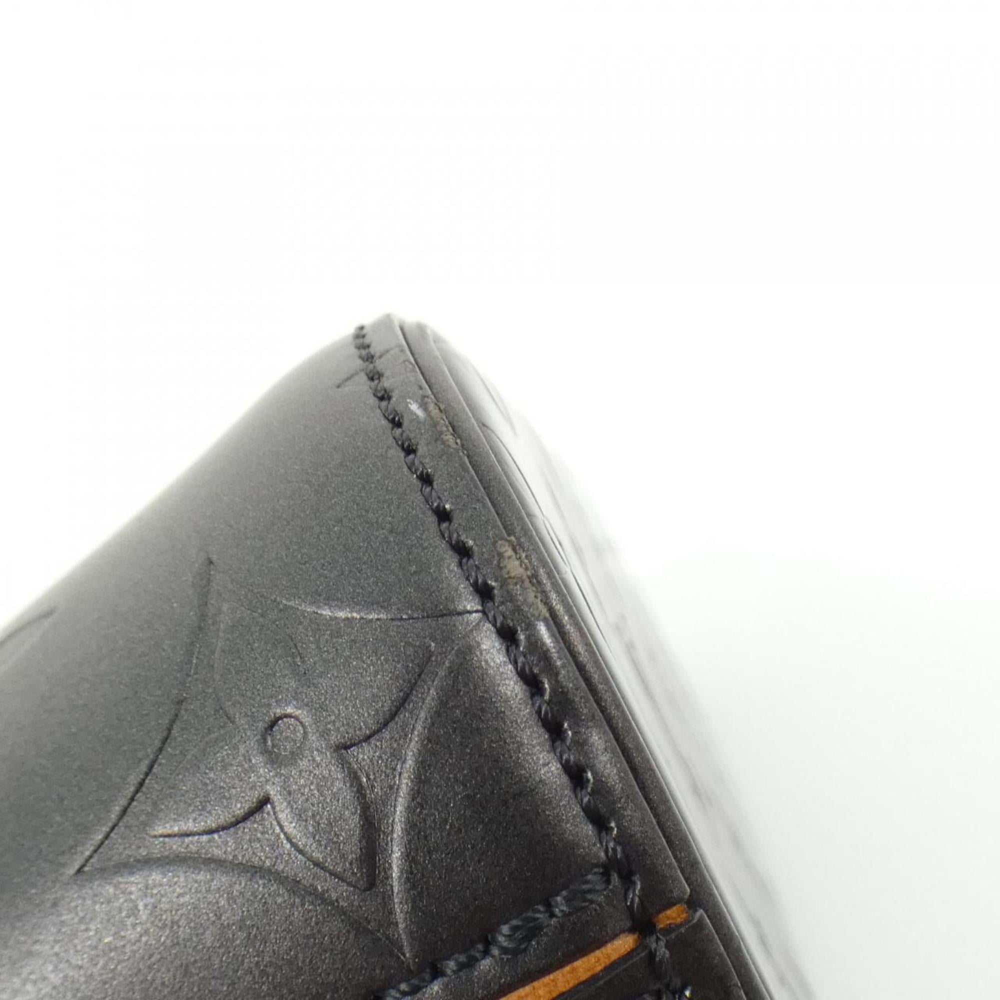 Louis Vuitton Black Shoulder Bag (Pre-Owned)