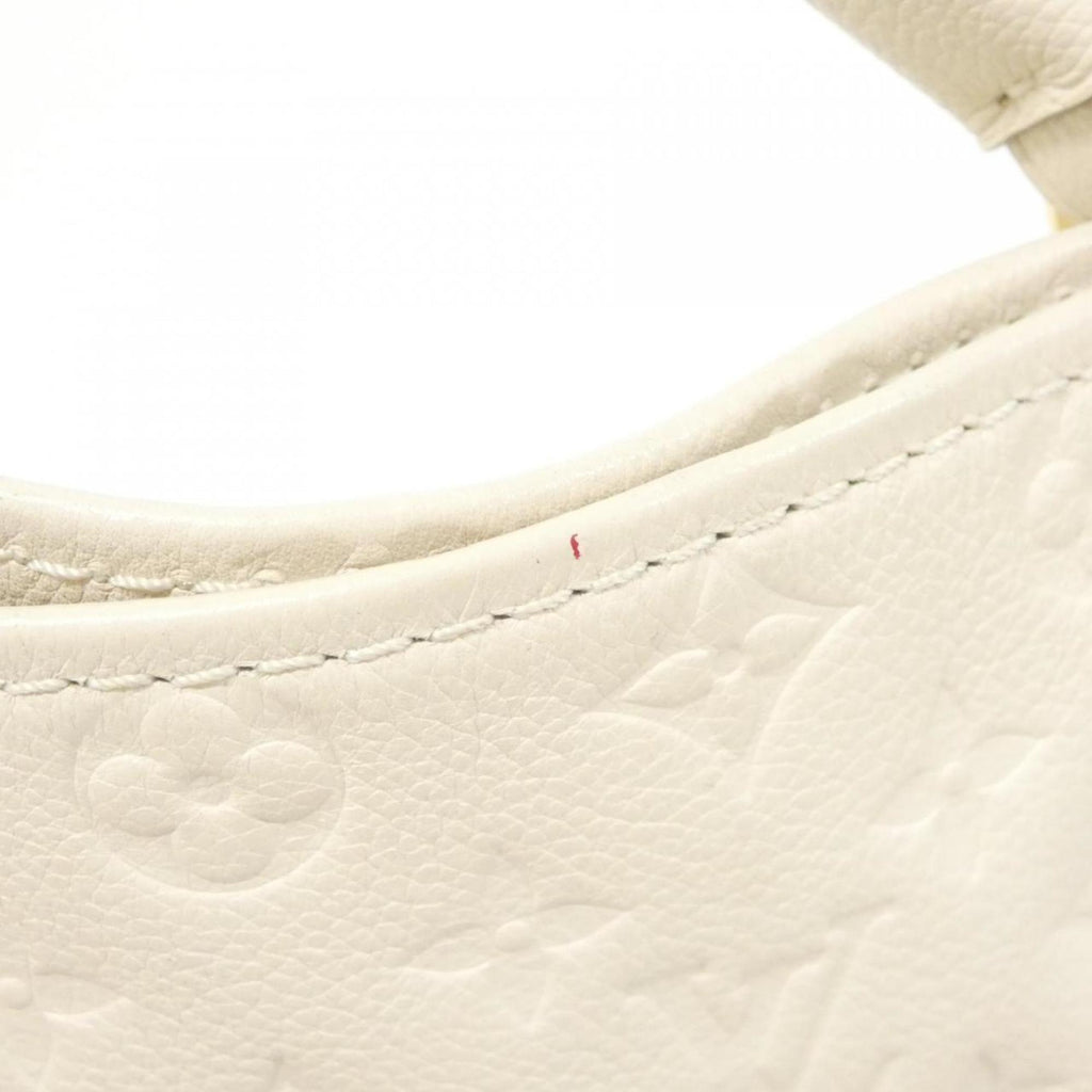Louis Vuitton Neige Leather Shoulder Bag (Pre-Owned)