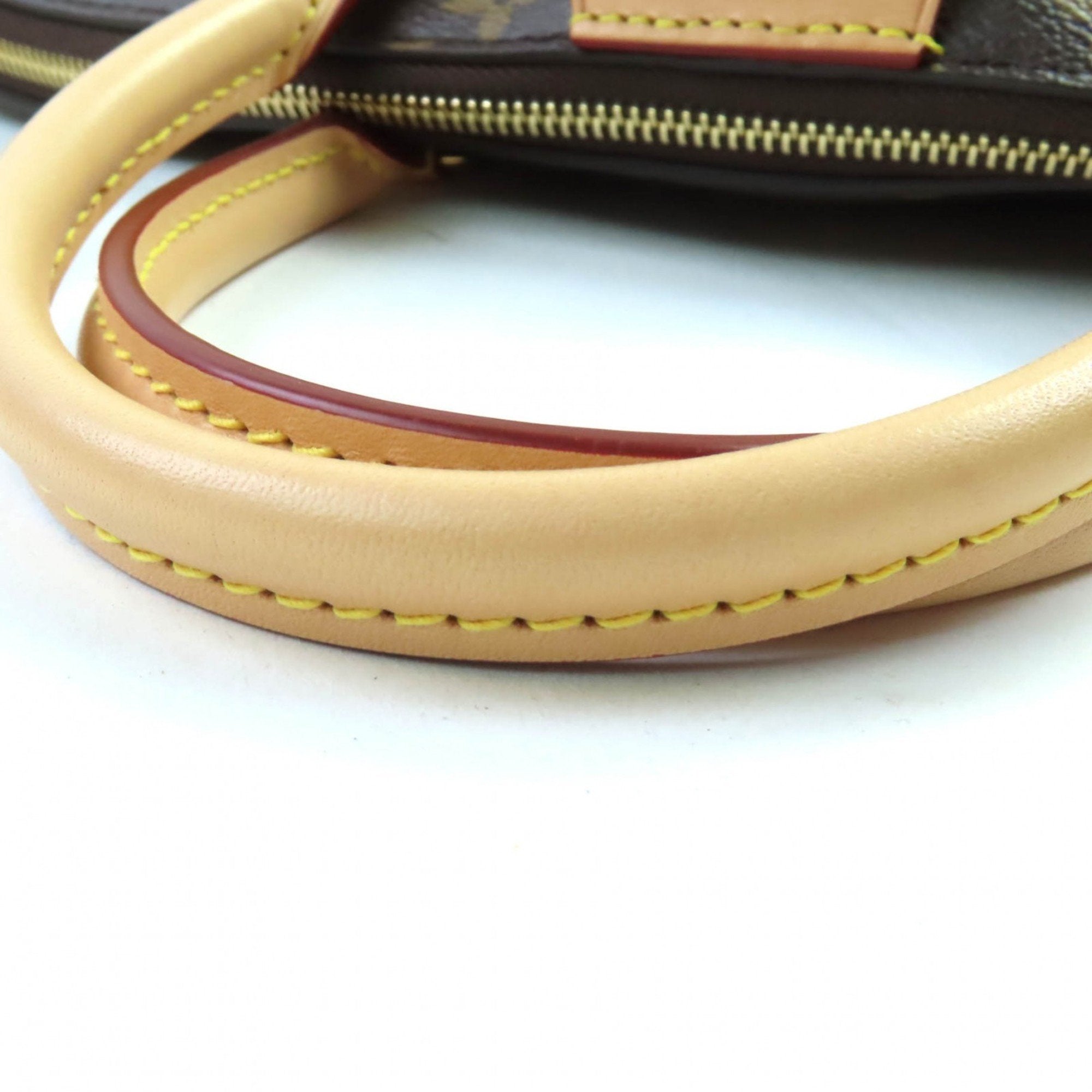 Louis Vuitton Brown Leather Handbag (Pre-Owned)
