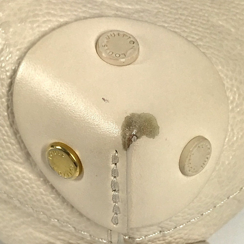 Louis Vuitton White Monogram Empreinte Handbag (Pre-Owned)
