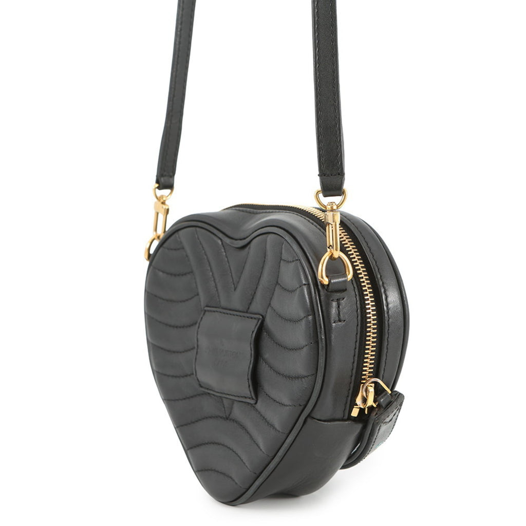 Louis Vuitton Noir Leather Shoulder Bag (Pre-Owned)