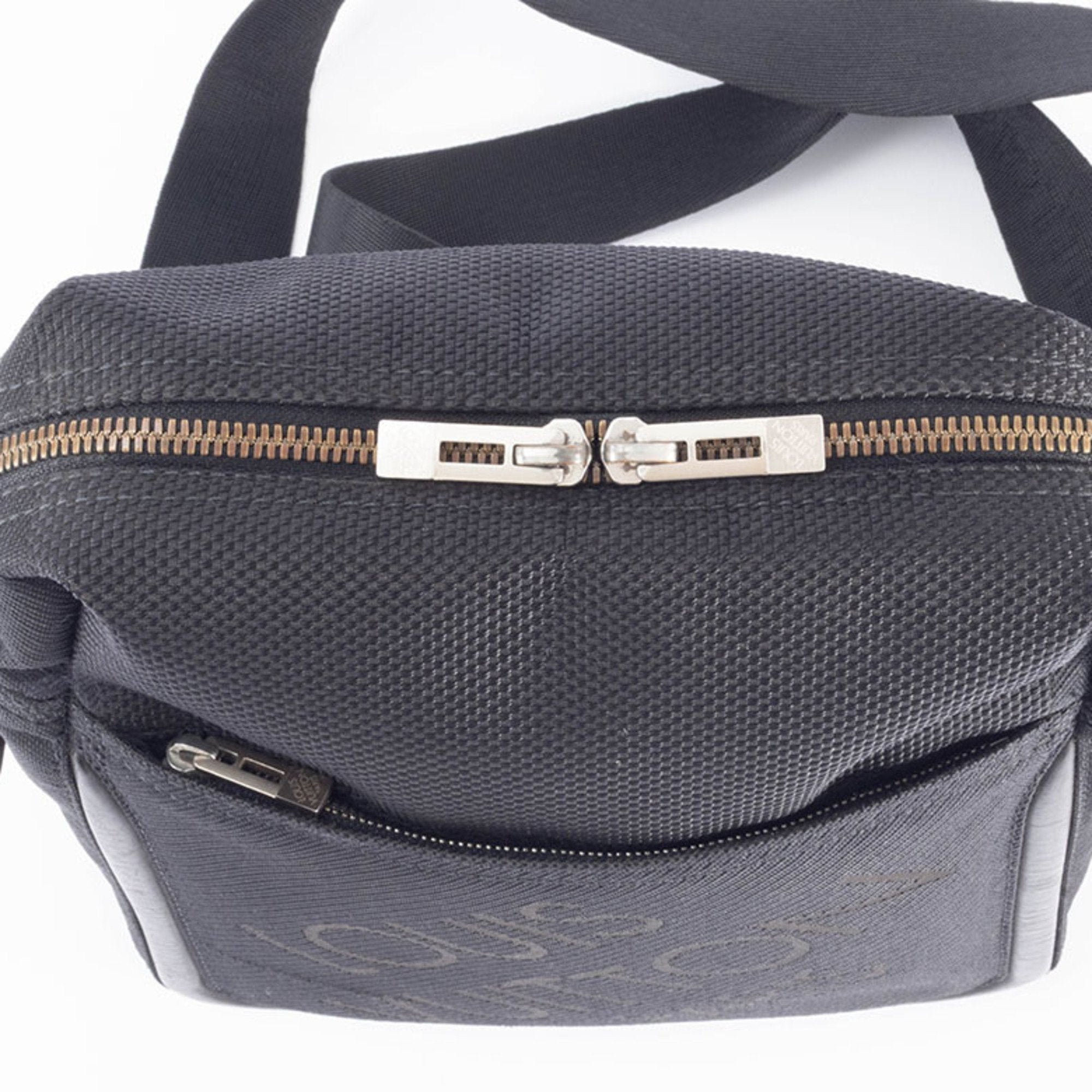 Louis Vuitton Black Noir Damier Geant Shoulder Bag (Pre-Owned)