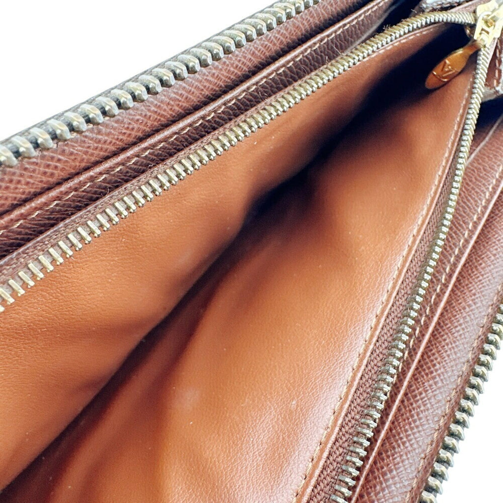 Louis Vuitton Brown Leather Coin Purse/Coin Case (Pre-Owned)