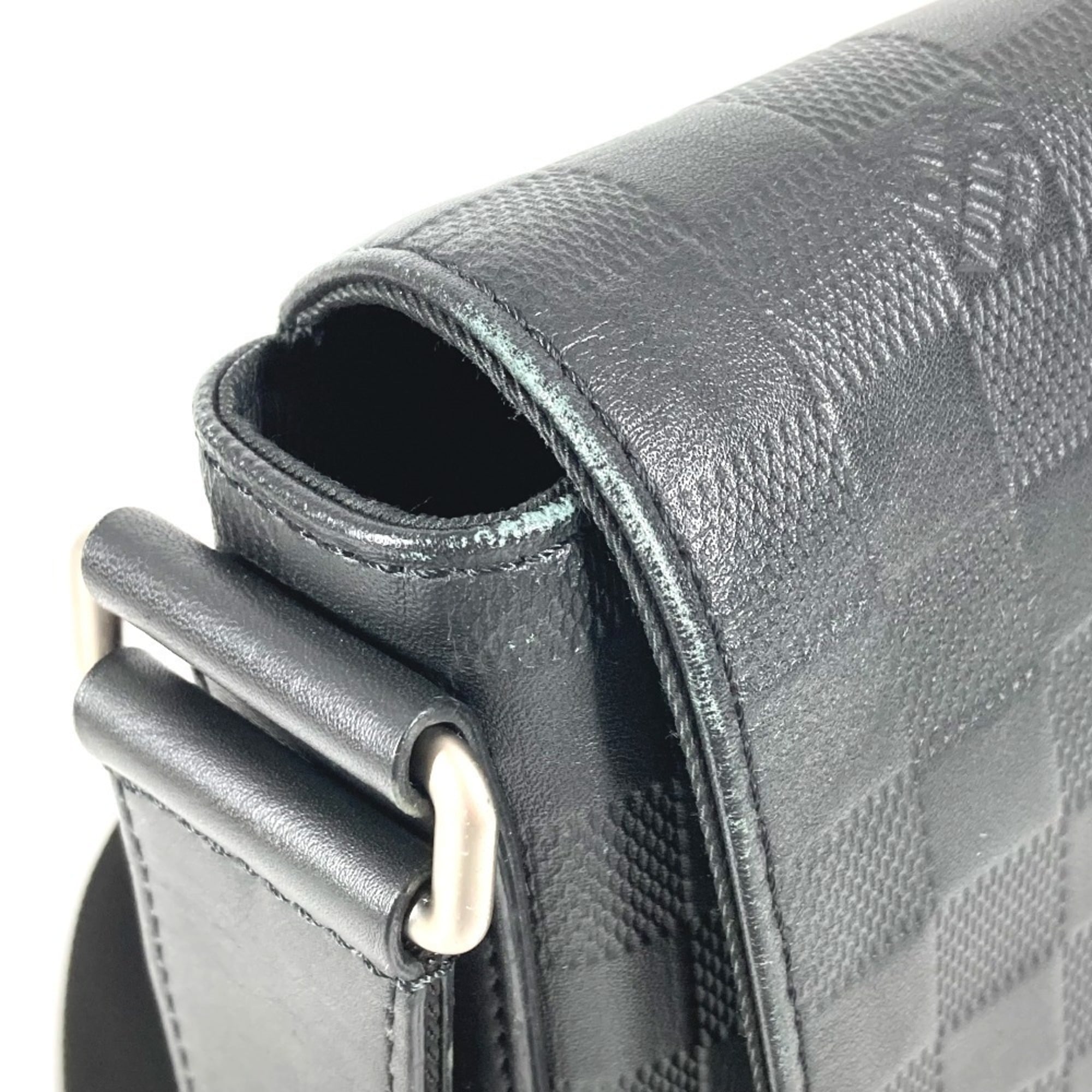 Louis Vuitton Black Onyx Damier Infini Shoulder Bag (Pre-Owned)