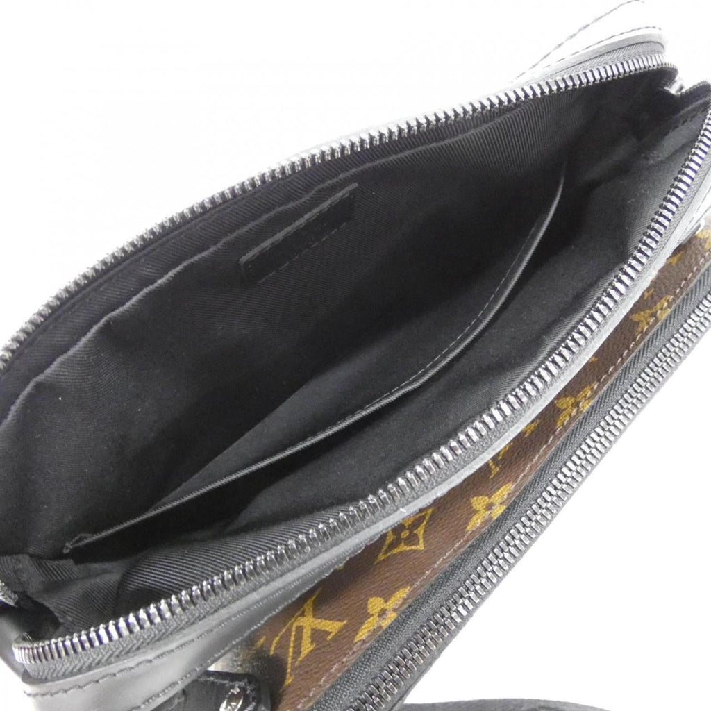 Louis Vuitton Marron Coated Canvas Pouch Shoulder Bag (Pre-Owned)