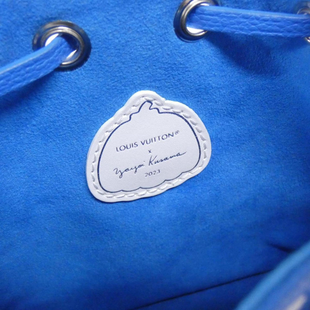 Louis Vuitton Blanc Blue Leather Shoulder Bag (Pre-Owned)