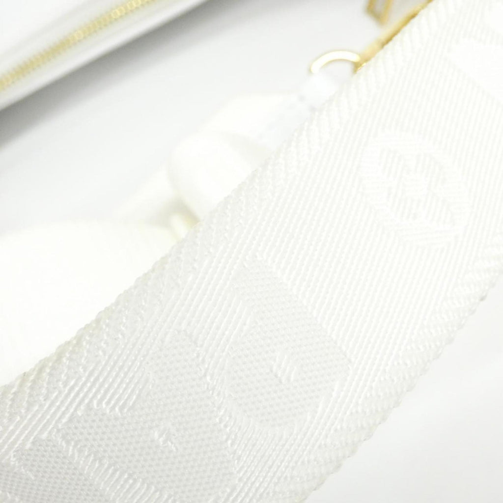 Louis Vuitton Off-White White Leather Shoulder Bag (Pre-Owned)