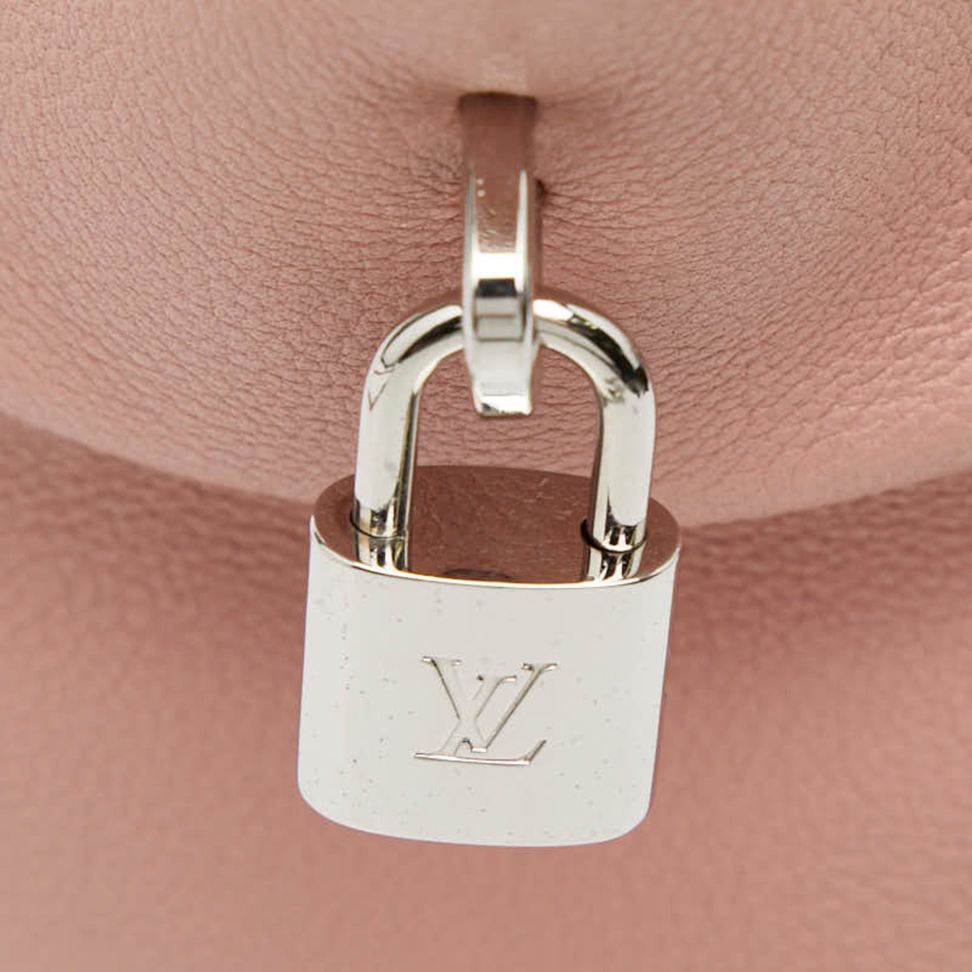 Louis Vuitton Magnolia Pink Leather Handbag Shoulder Bag (Pre-Owned)
