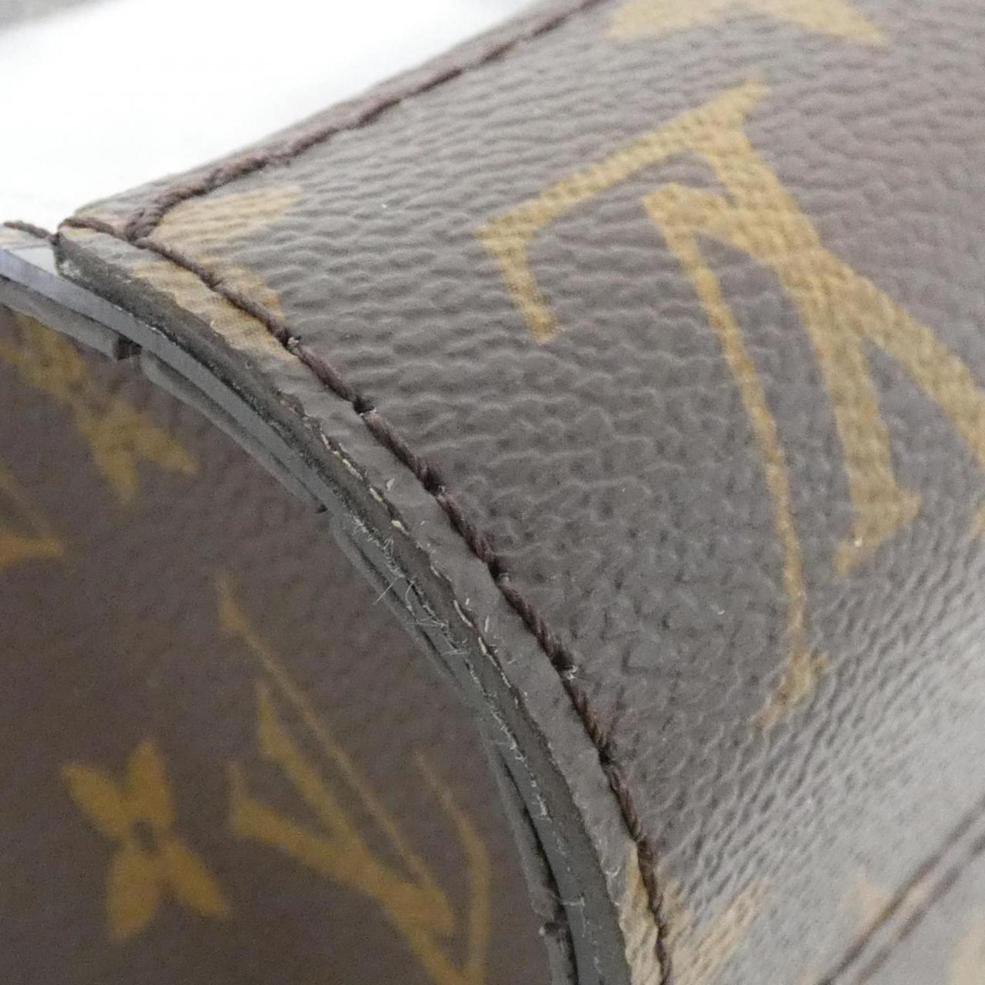 Louis Vuitton Marron Coated Canvas Pvc Pouch (Pre-Owned)